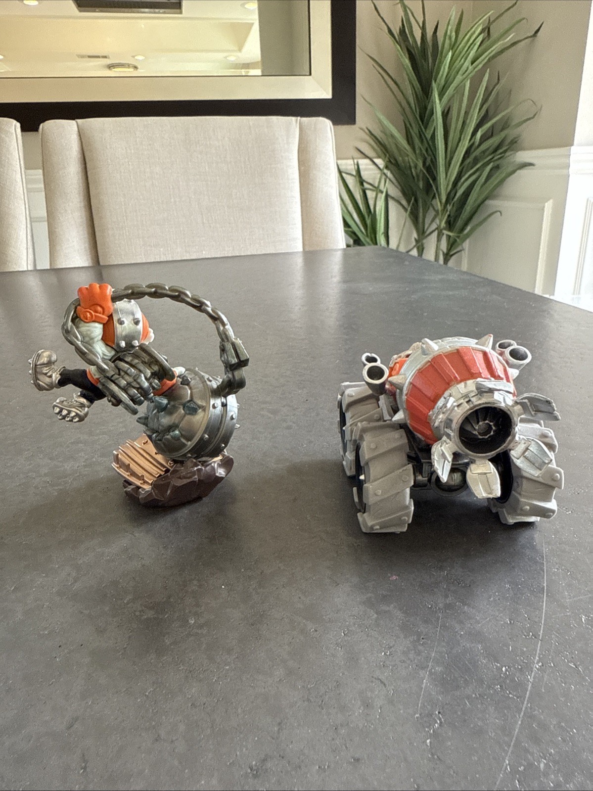 Skylanders Superchargers Smash Hit & Thump Truck Vehicle Set