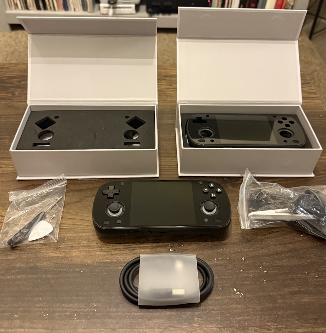 Retroid Pocket Mini v2 Black Handheld With Extra Parts And 128 Gig Sd Card