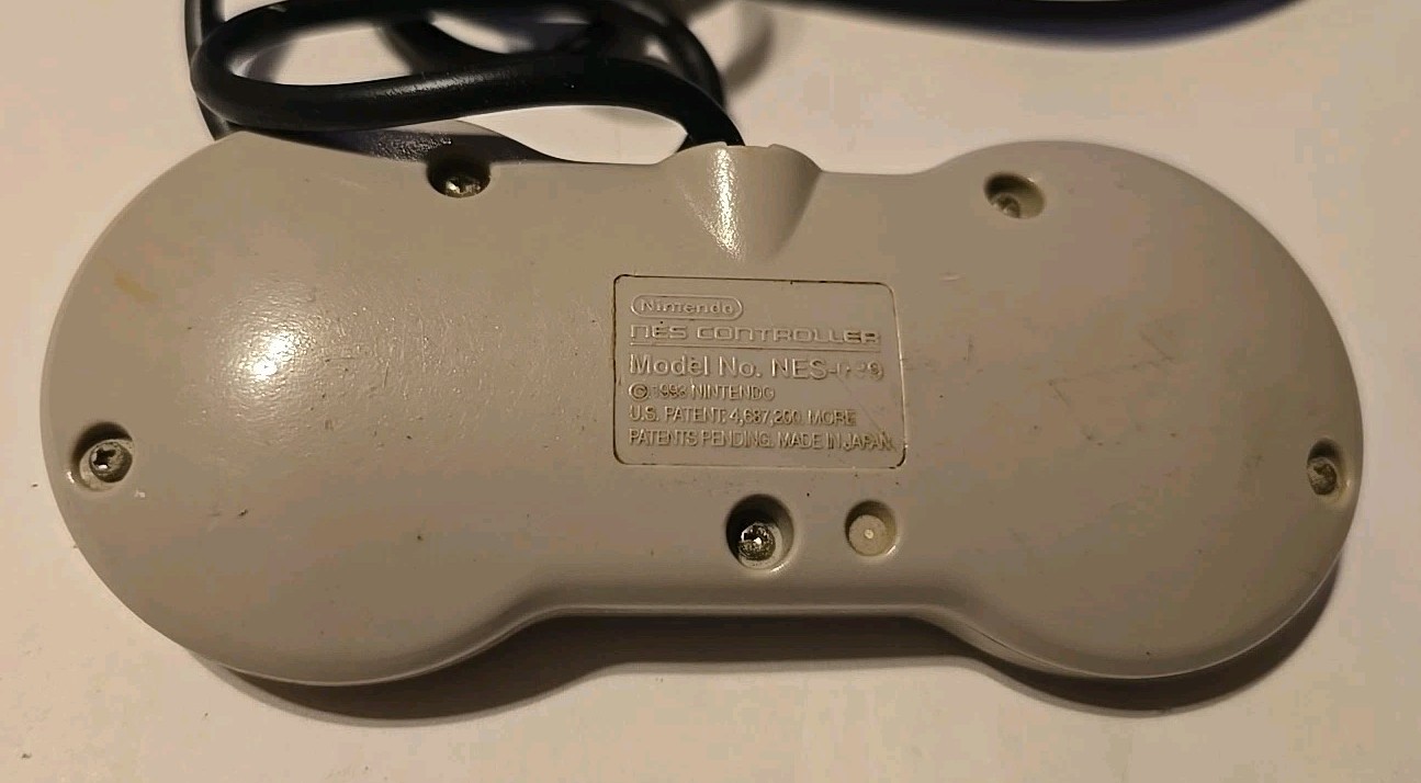 Nintendo DogBone NES-039 Original Authentic Top Loader Controller TESTED