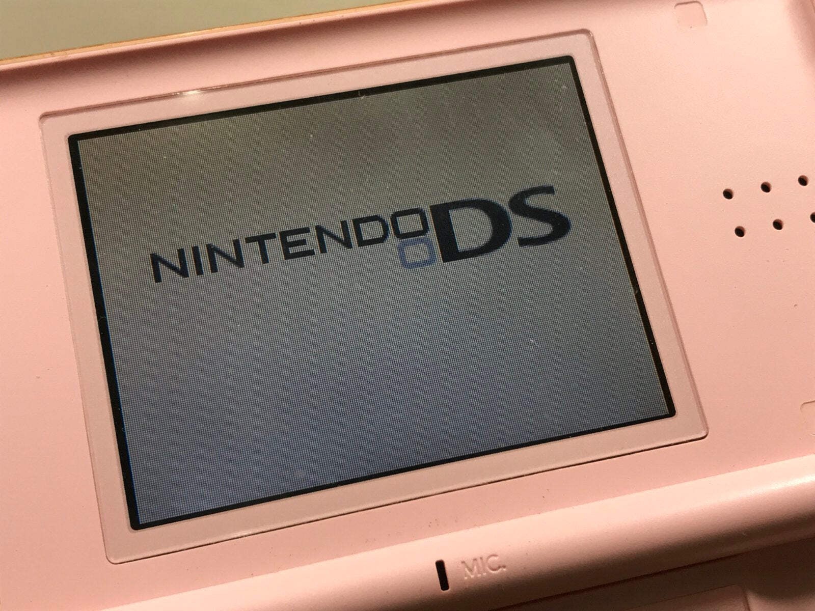 Nintendo DS Lite Noble Pink Console Nintendo Japan – With Defects LG9220