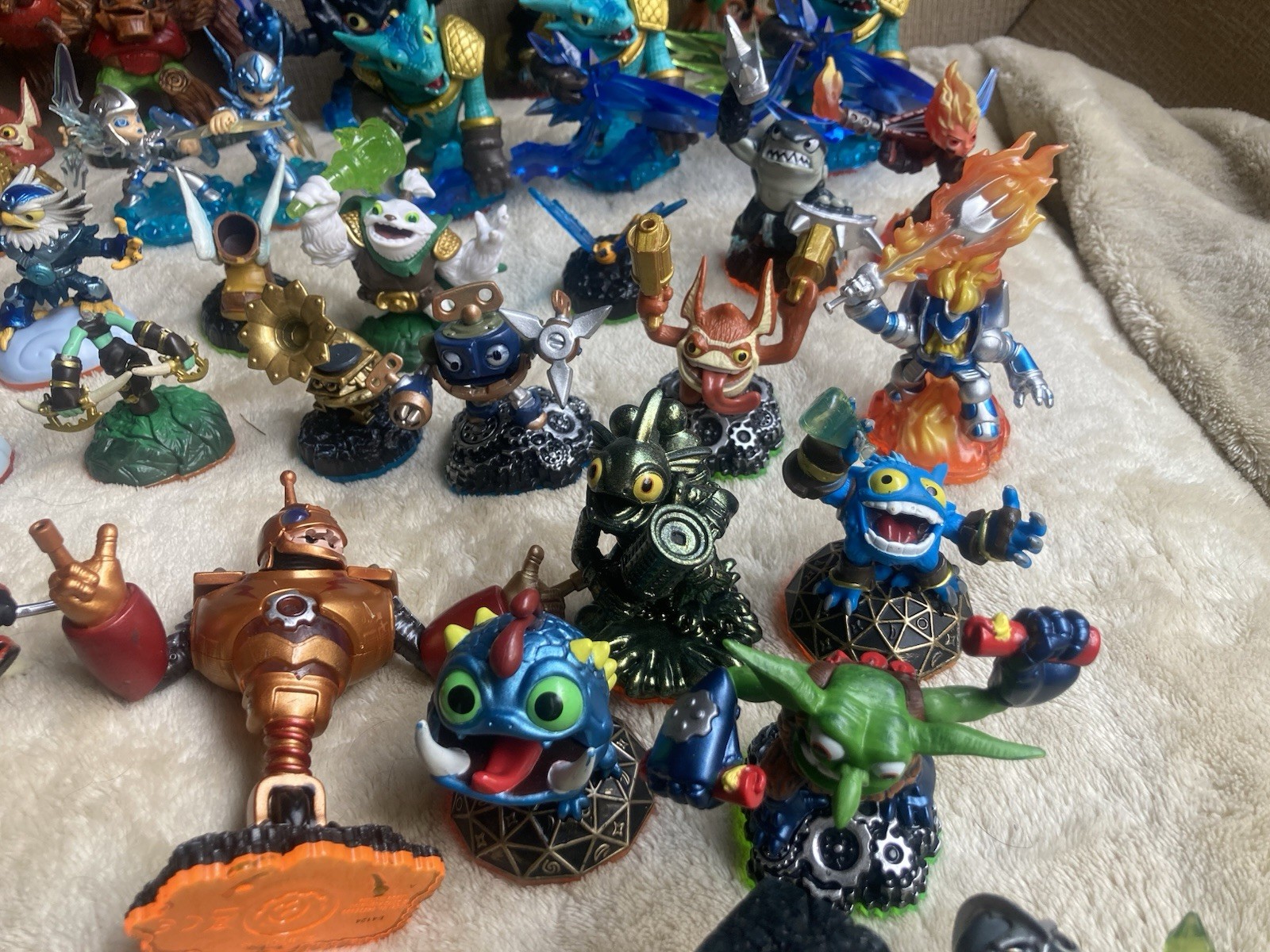 Skylanders Activision Character Action Figure Large Mixed Bundle Lot 58 Pieces