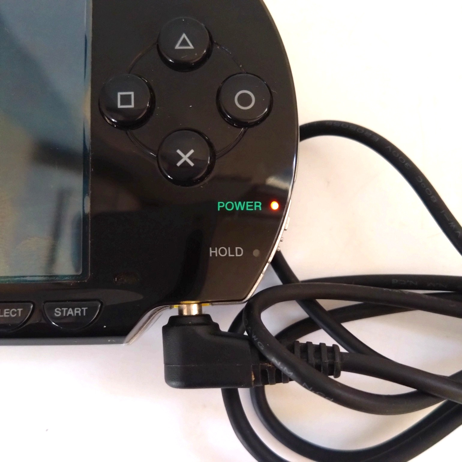 Sony PSP-1000 Black Console Japanese Model Power On w/ AC Adapter & 4GB Memory