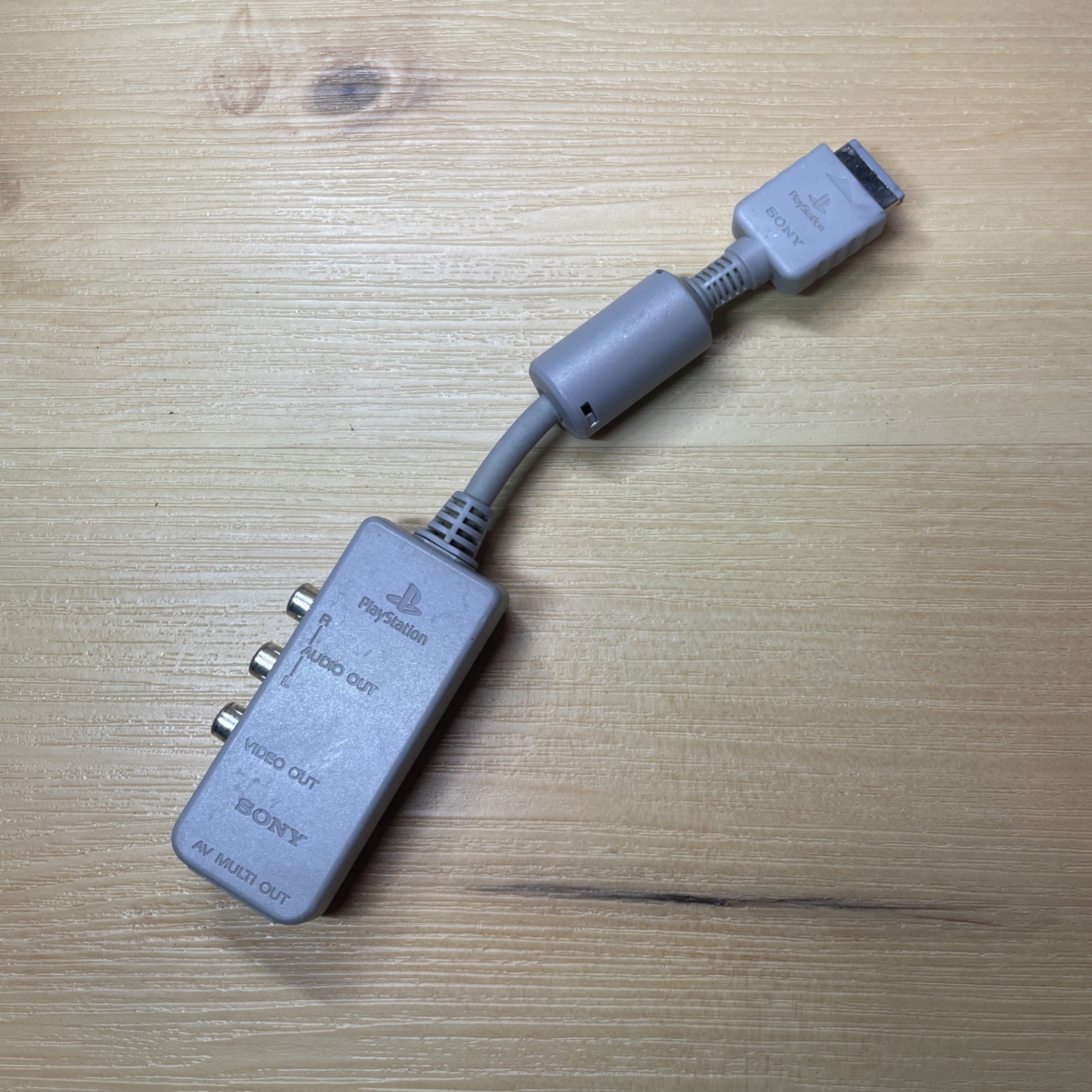 PS2/PS1 Official RCA AV ADAPTOR SCPH-1160 SONY Playstation 1 2 Guncon M Cable