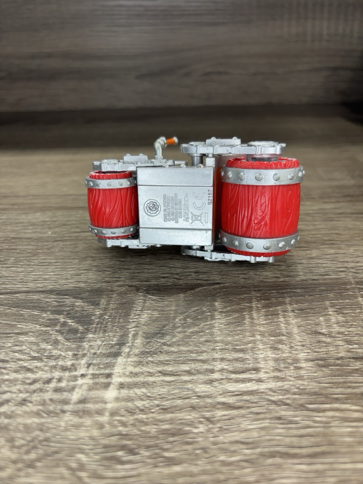 Skylanders SUPERCHARGERS Vehicle: BARREL BLASTER | Donkey Kong’s land vehicle