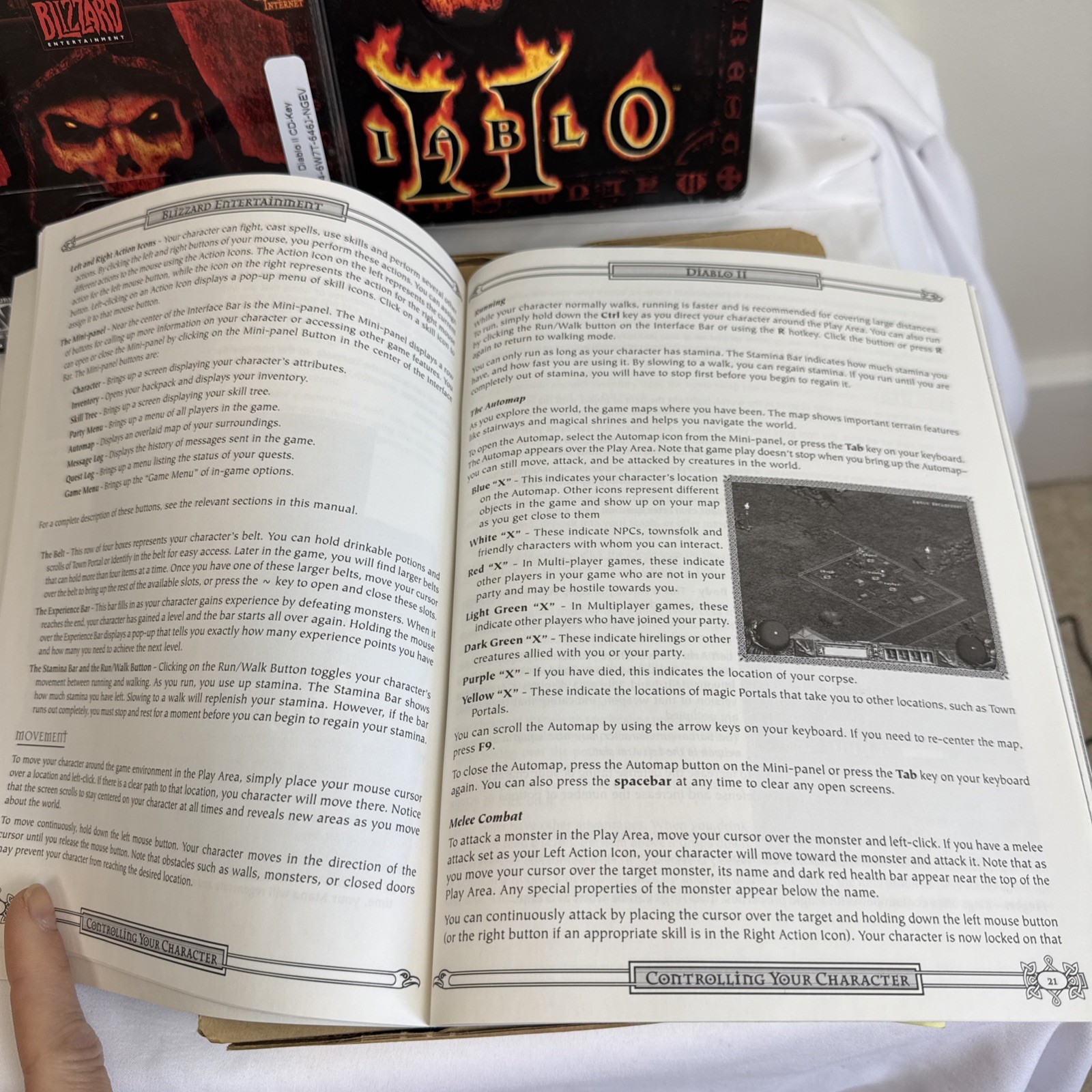 Diablo II (2) PC Game Big Box 3 Disc Manual Strategy CD-ROM Blizzard 2000