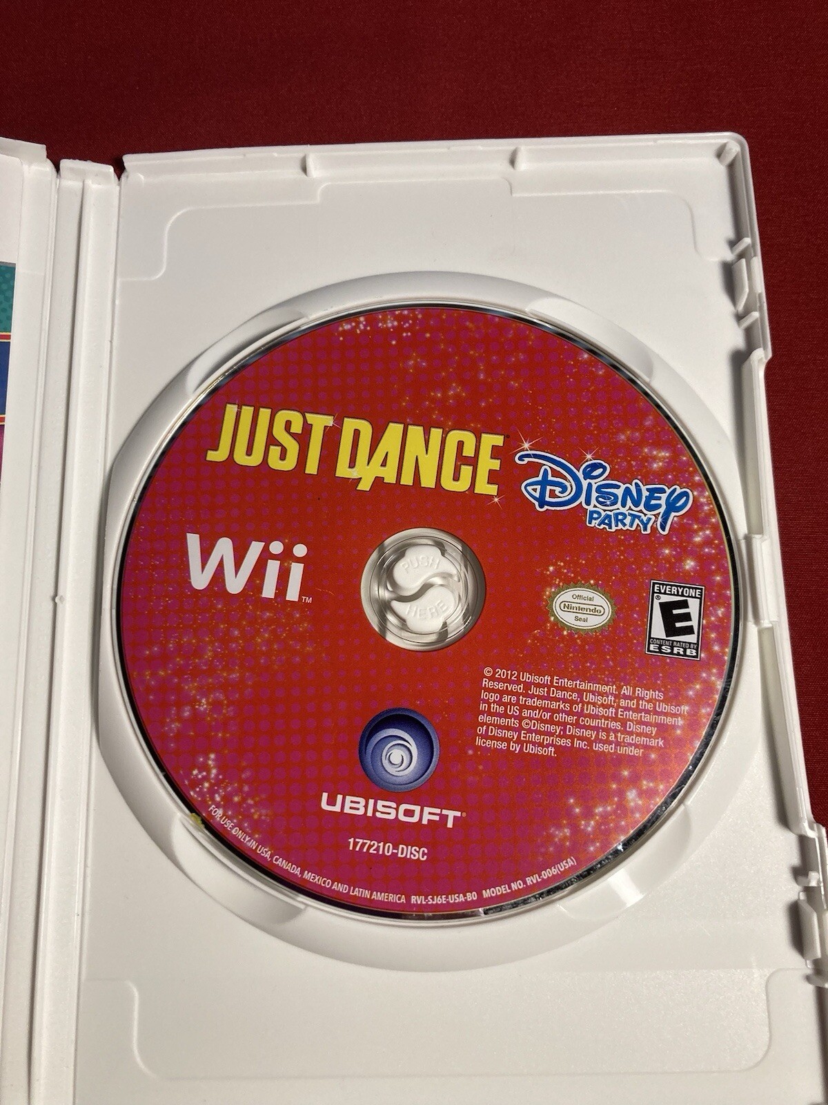 Just Dance: Disney Party, (Wii) Game CIB Complete Tested Manual