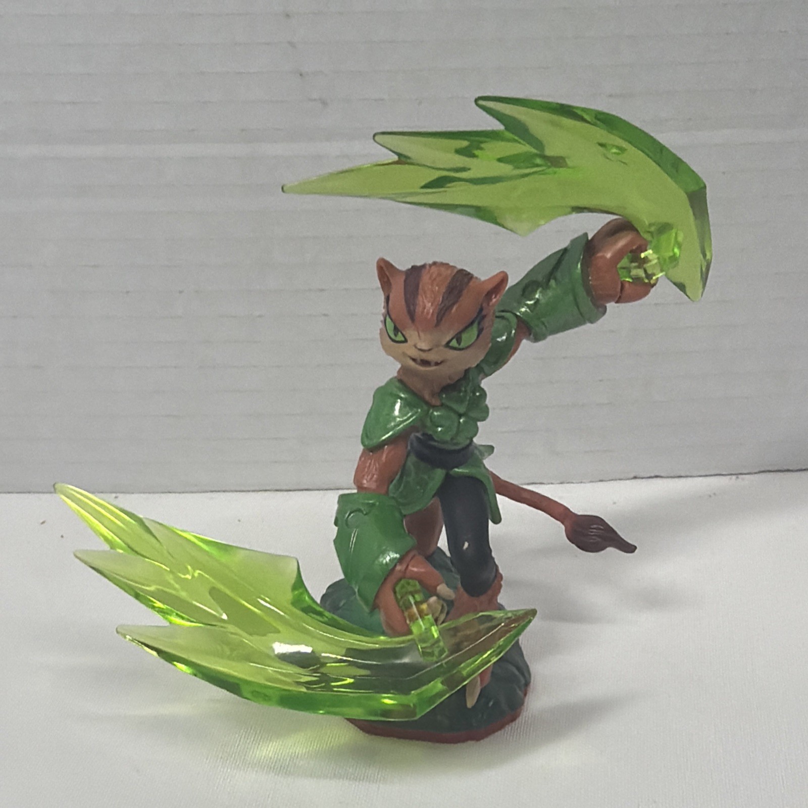 Skylanders Trap Team TRAP MASTER Lot of 3 – Snap Shot, Tuff Luck, Bushwhack