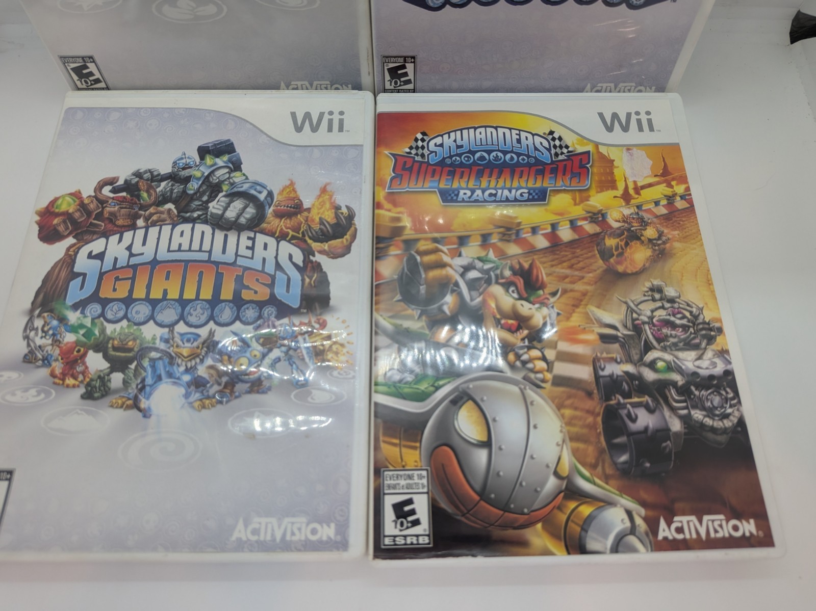 Lot of 4 Wii Skylanders Games Spyros Adventure, Giants, Superchargers,Swap Force