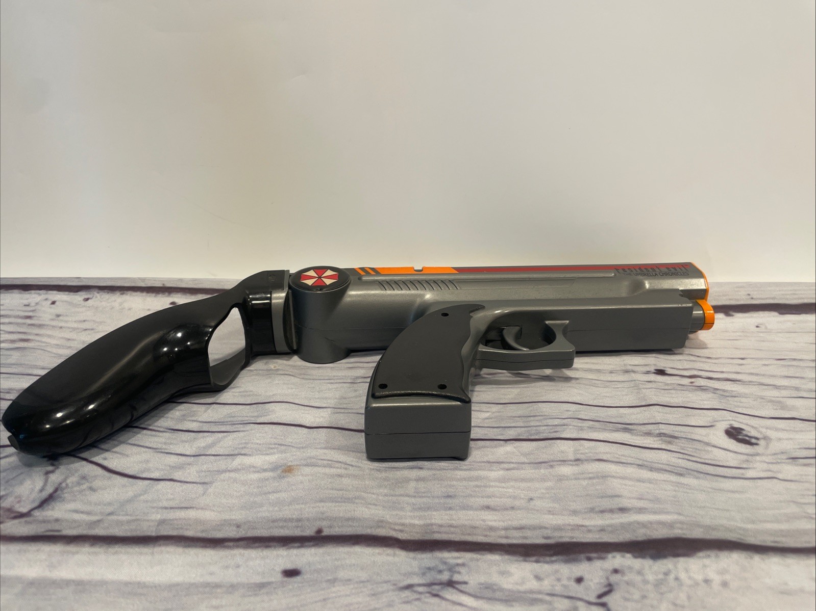 Resident Evil Umbrella Chronicles Shot Blaster Nintendo Wii Gun LOOSE