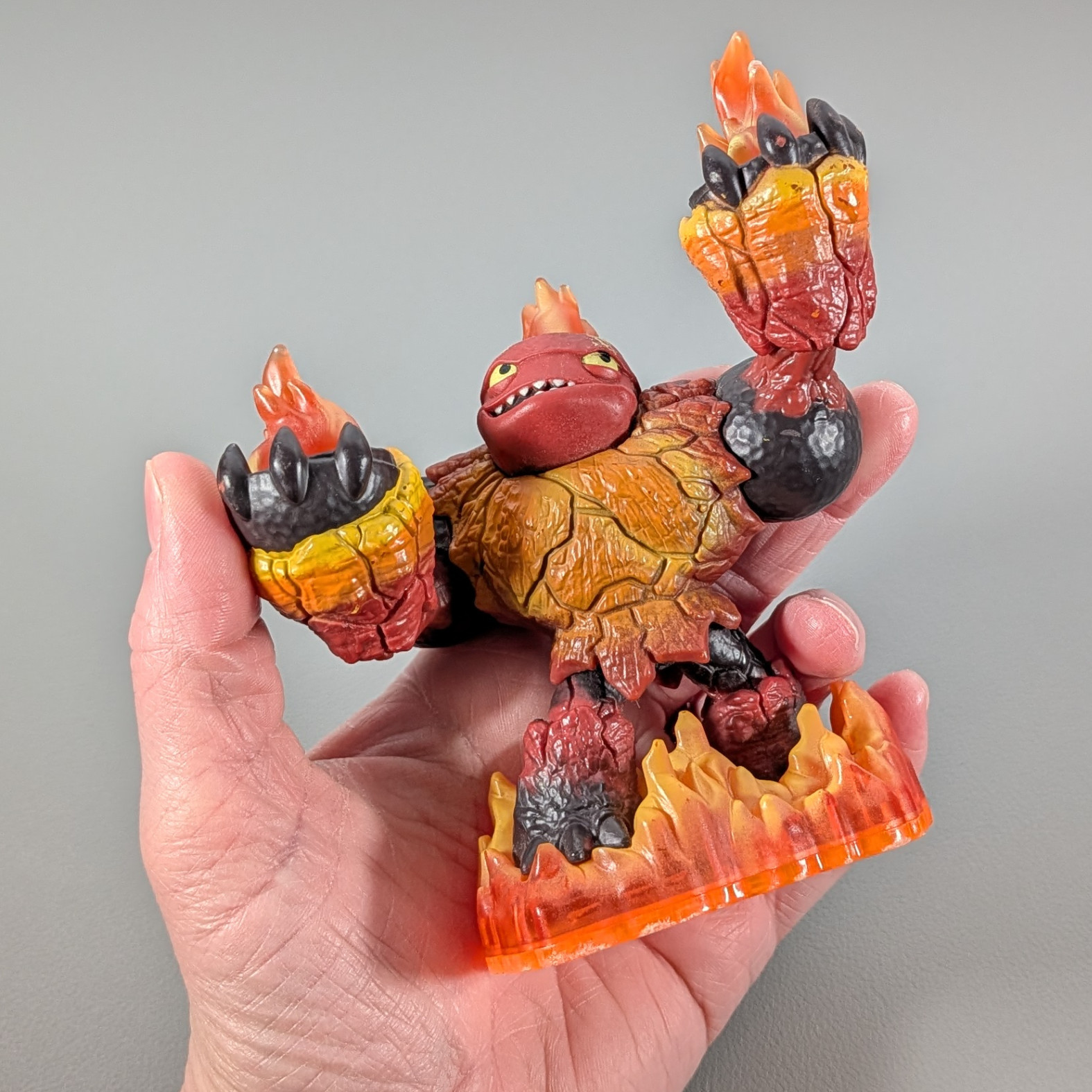 Skylanders Giants Figure – Hot Head (Orange Base)