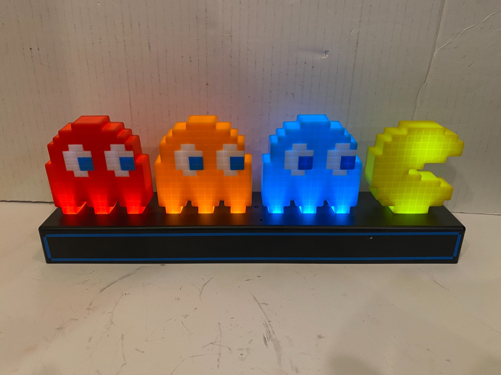 Pac-Man LED Light Lamp Battery or USB Powered Made by Paladone