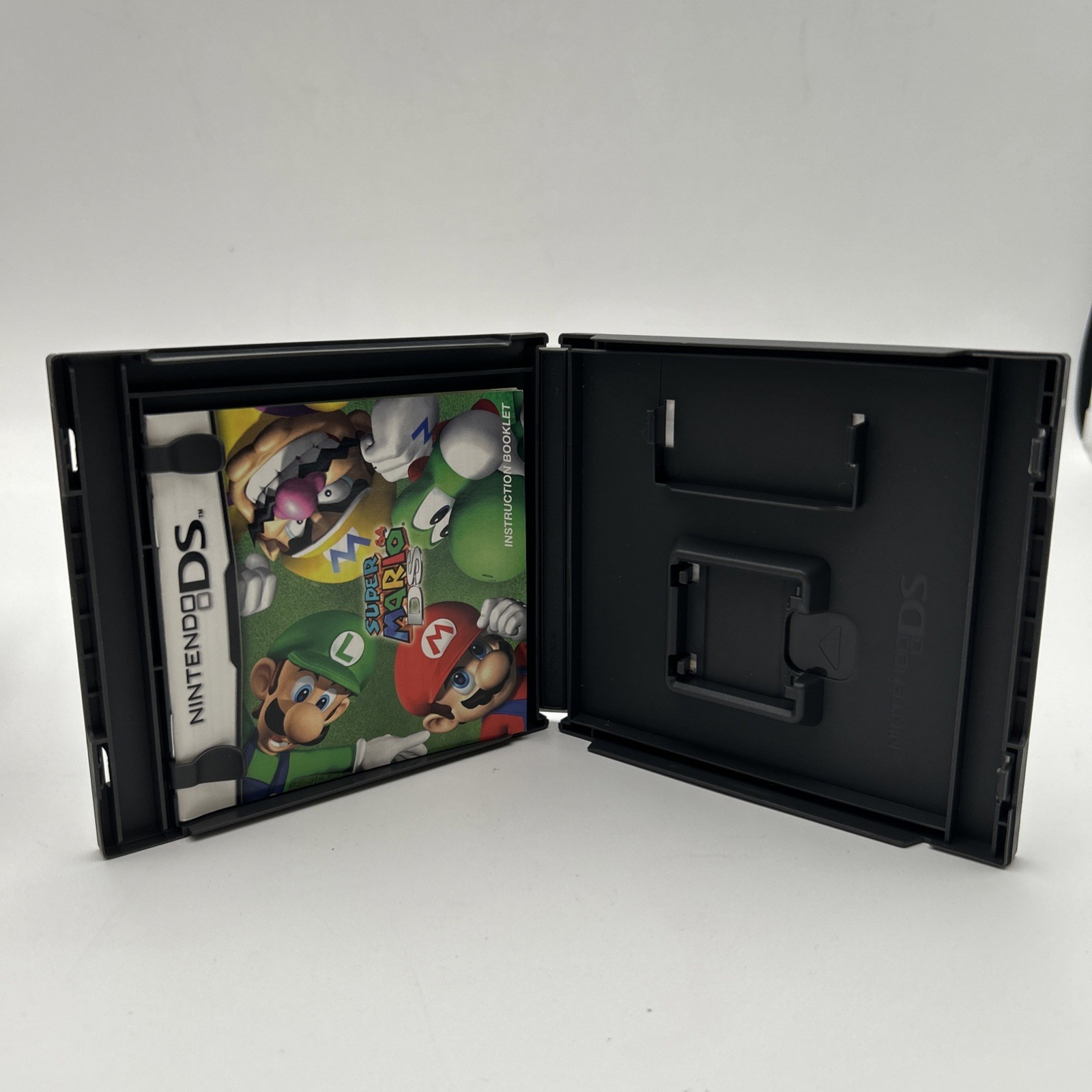 Lot Of 10 Nintendo DS 3DS Cases And Manuals NO GAME NO GAME Super Mario & More