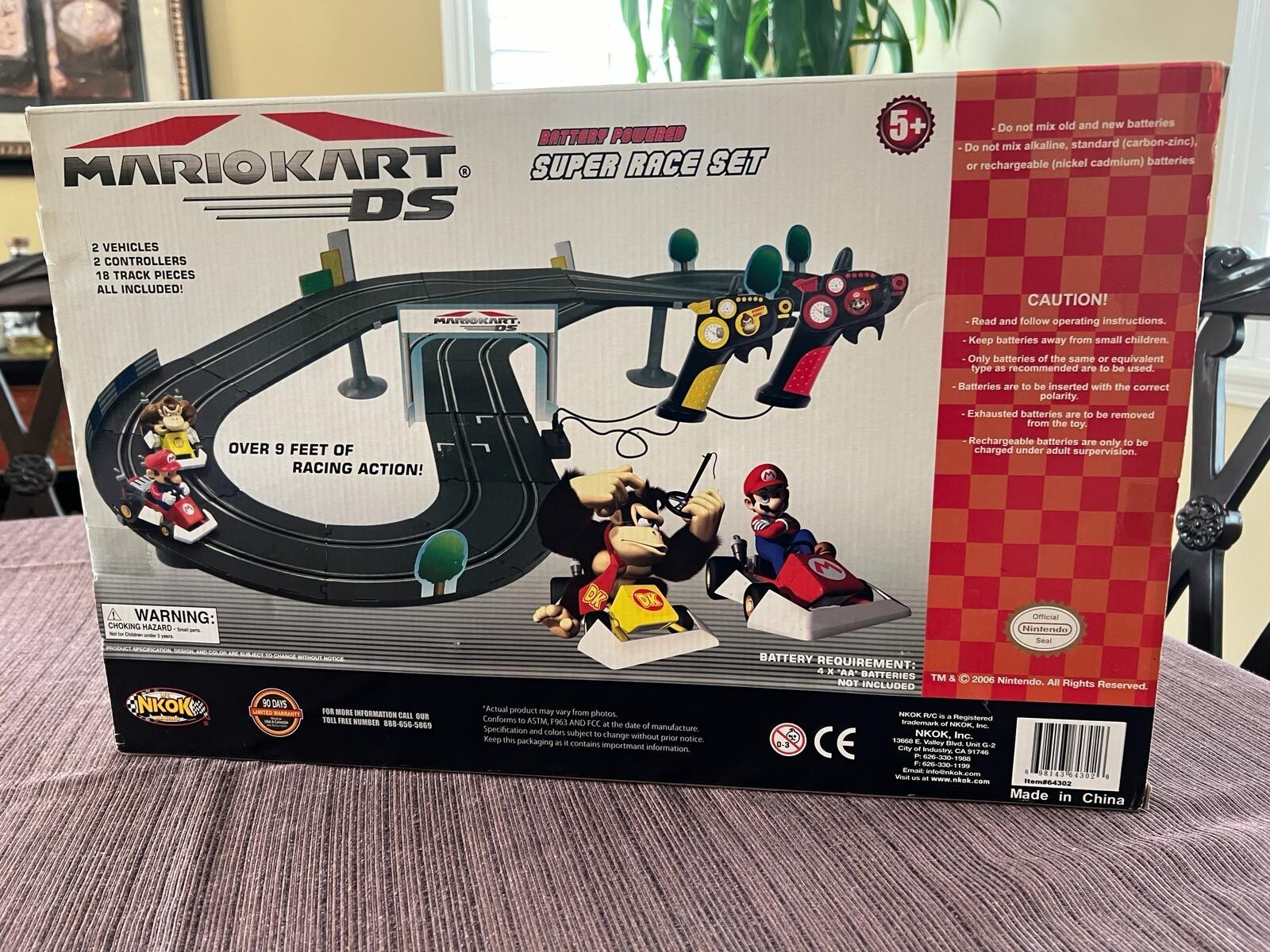 NKOK Super Mario Kart DS Super Race track Set Donkey Kong Battery Powered NEW