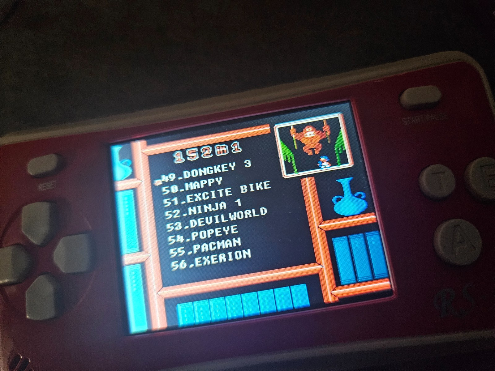152 in 1 RS-1 – RARE VINTAGE-STYLE HANDHELD VIDEO GAME CONSOLESMB PORTABLE RS-I