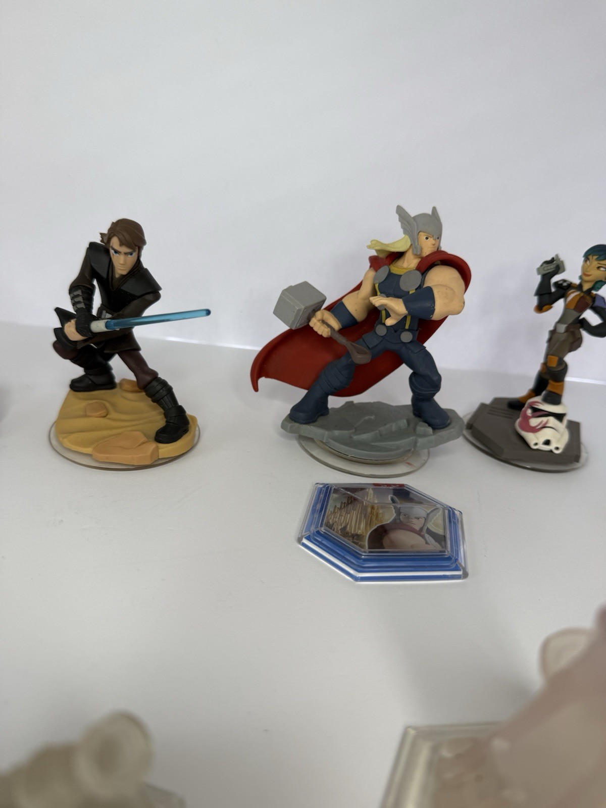 Disney Infinity Lot Figures & Power Discs w/ USB Portal Stitch Merida