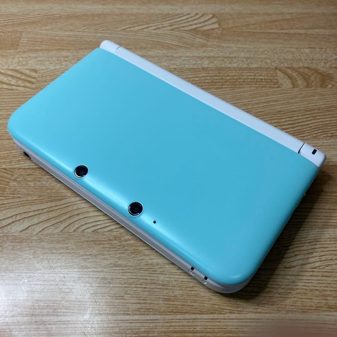 Nintendo new 3DS LL Console Light Blue Color JAPANESE Language