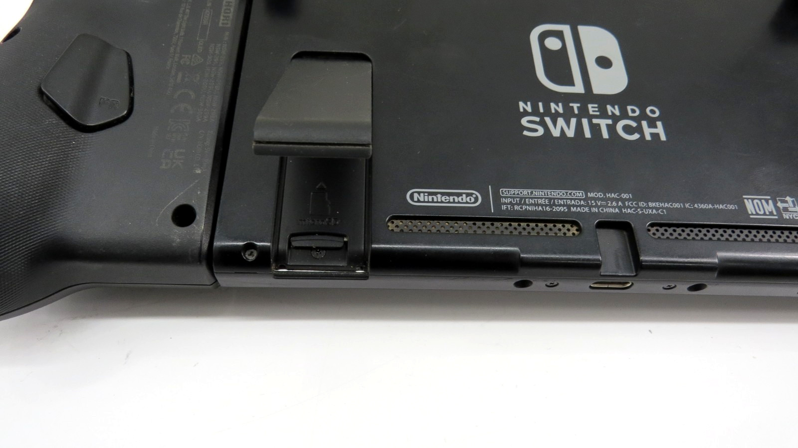 Nintendo Switch HAC-001 Console W/Hori Split Pad Black Controllers, Dock, Power
