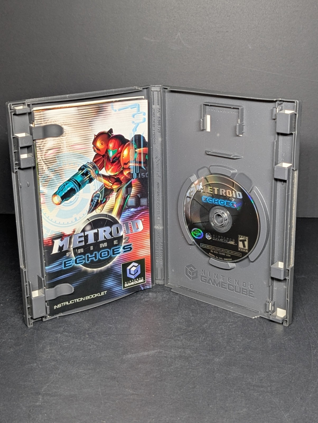 Metroid Prime 2: Echoes (Nintendo GameCube, 2004) – CIB