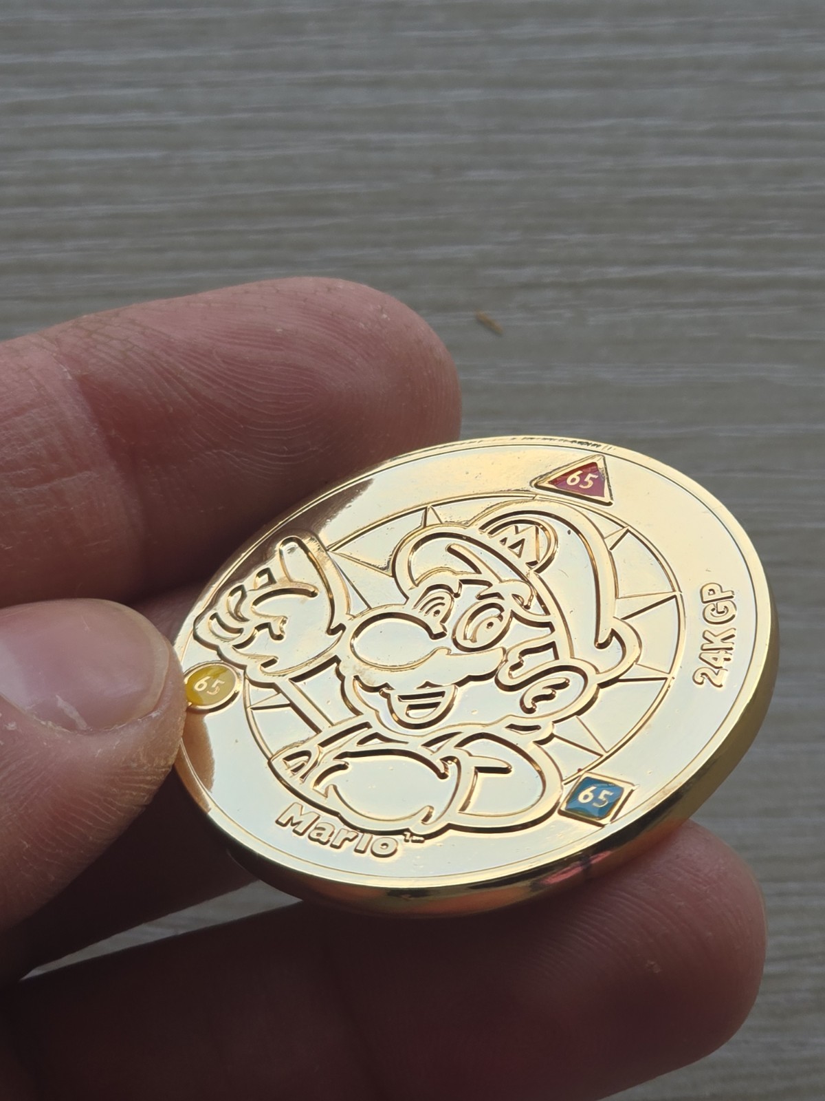 Nintendo Super Mario Challenge Coin Medal 24k Gold Plated 1:214 Enterplay NES GB