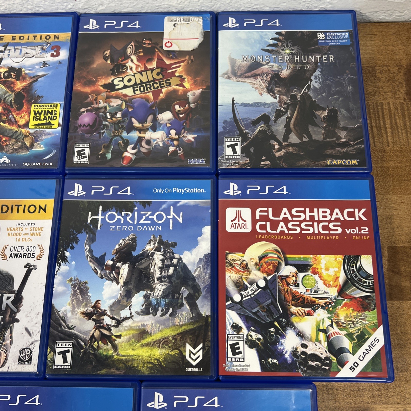 Lot of 11 PS4 Uncharted 4, Dying Light, Horizon, Monster Hunter, Scarlet Nexus..