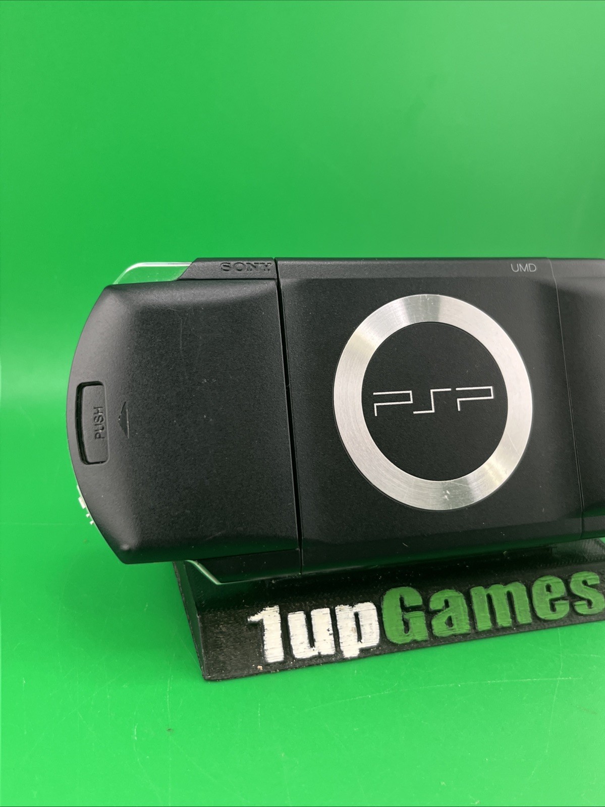 Sony PSP Console Only PSP-1001 Handheld For Parts Or Repair. (T04)