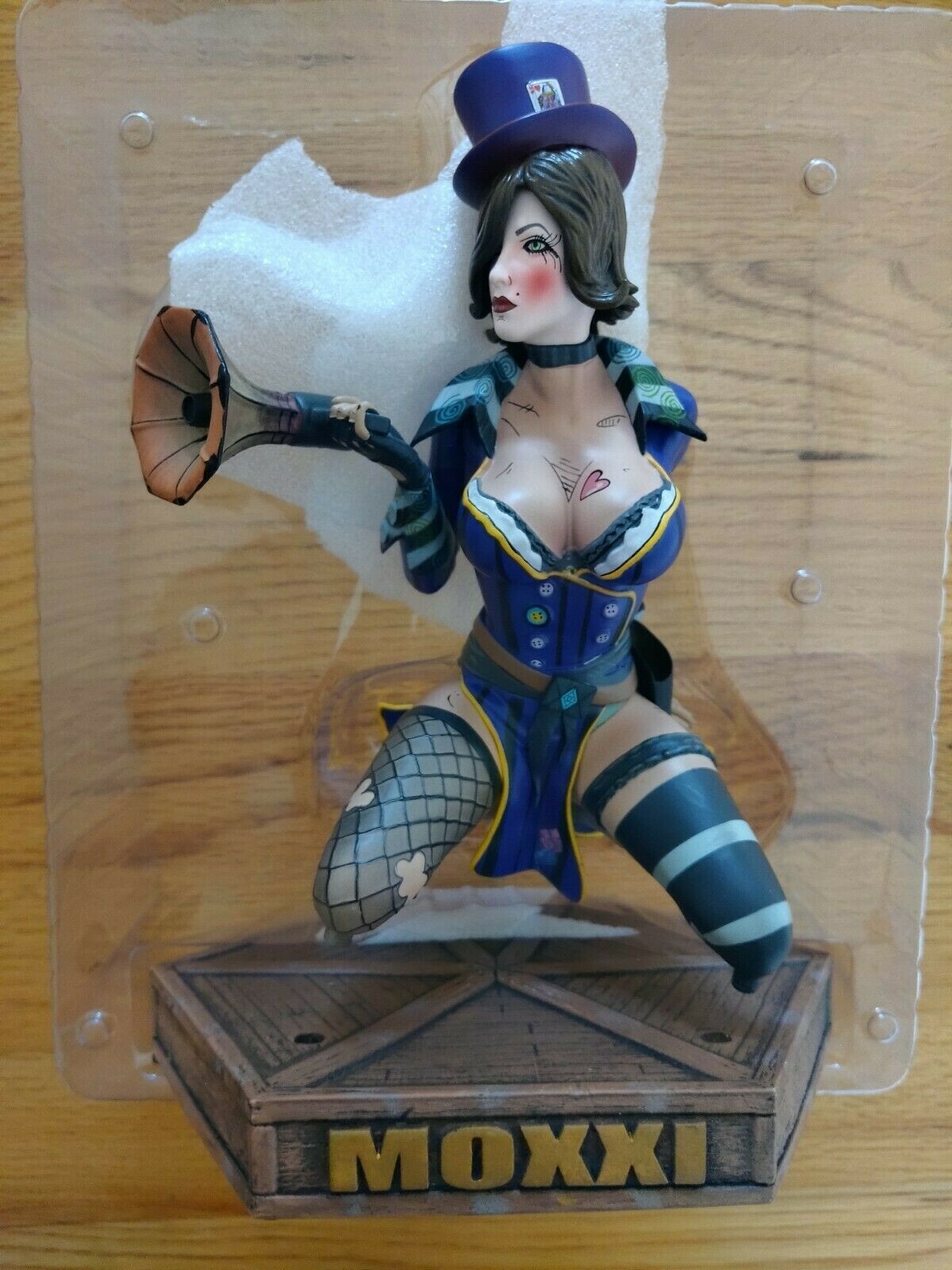 Borderlands 2 Mad Moxxi Purple Coat 1/4 Scale Statue Figure Chronicle #1551/5000