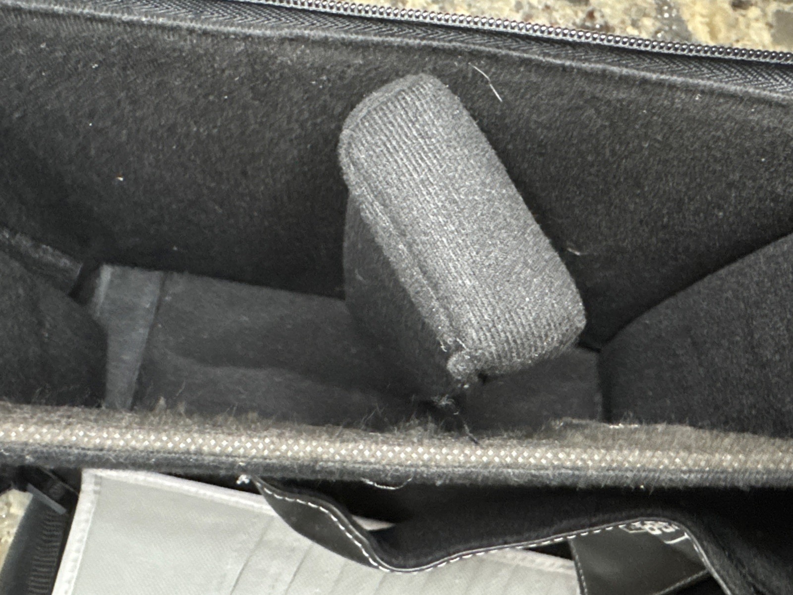 G-Pak Padded Travel Bag Nintendo Wii Naki World Gray & Black Case Carry Case