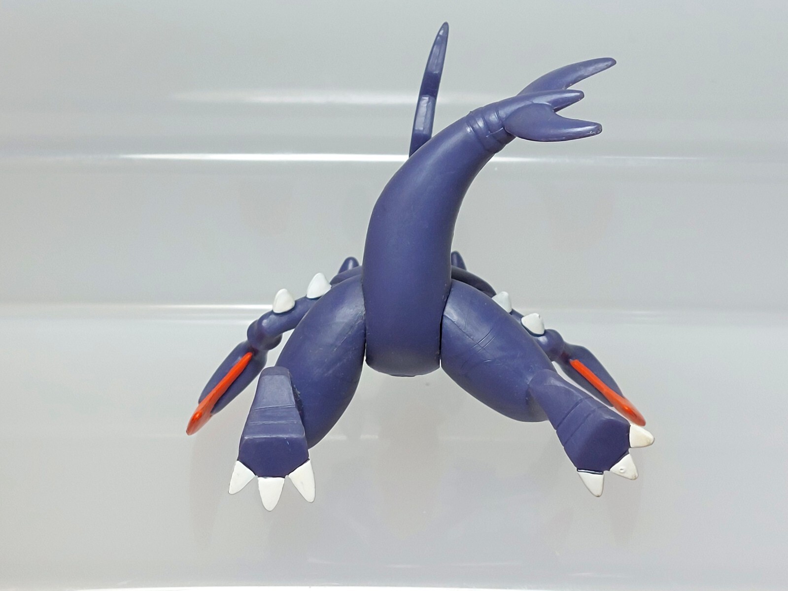 Mega Garchomp Pokemon Moncolle Figure Takara Tomy 2014 Japan U04 2.4in
