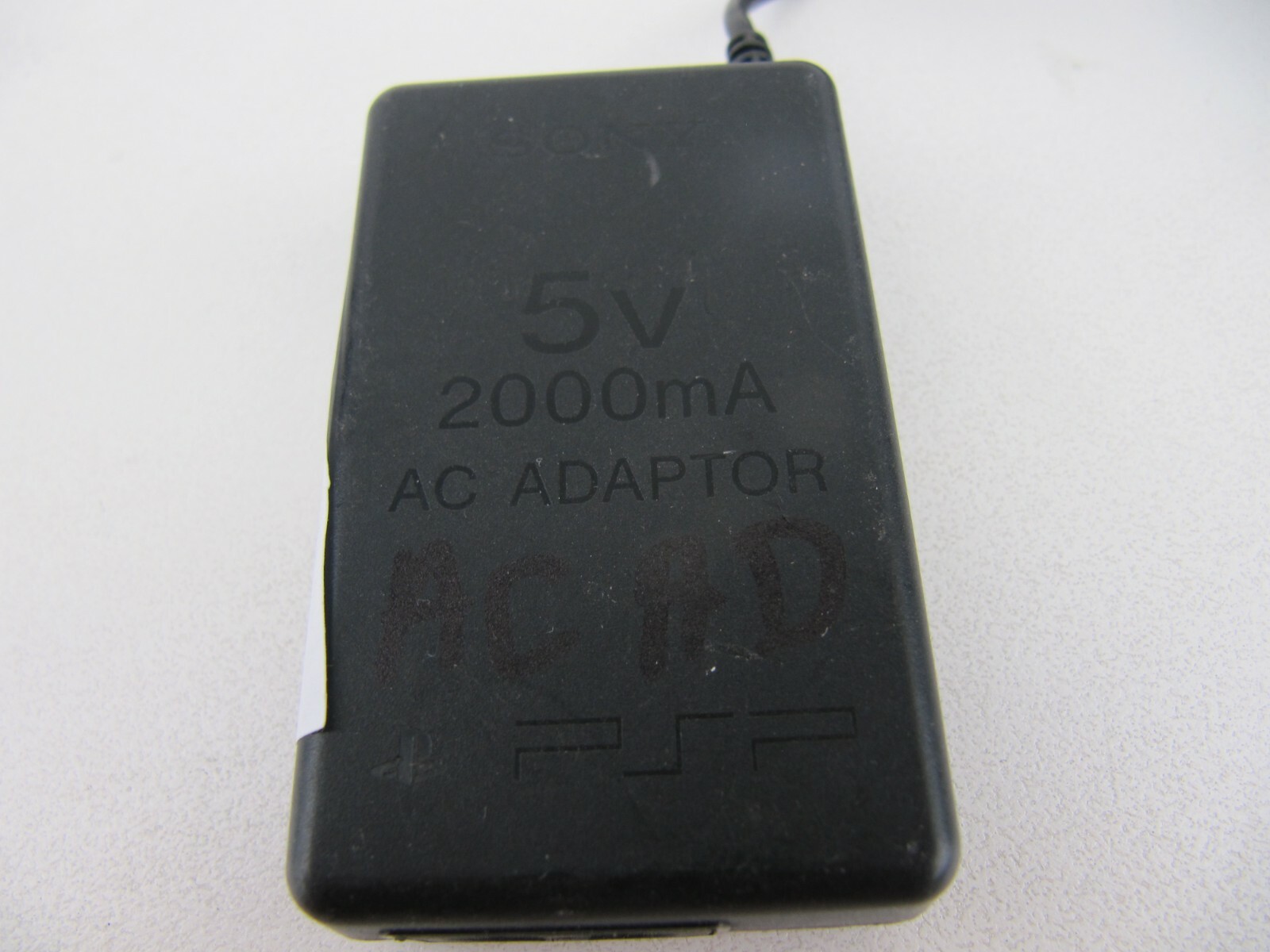 SONY PSP POWER ADAPTER PSP-100 5V 2A 2000MA AC ADAPTOR GENUINE ORIGINAL