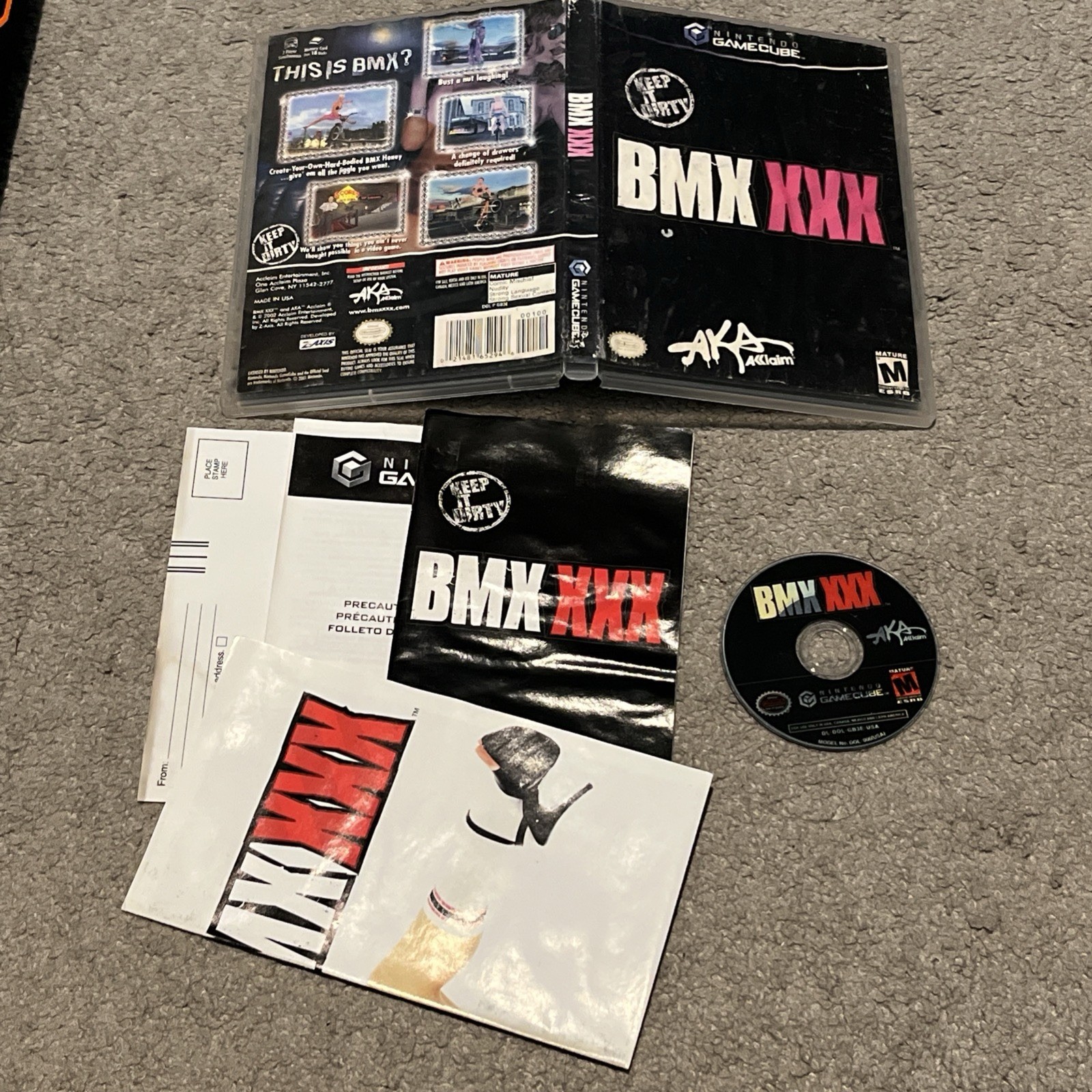 BMX XXX Nintendo Gamecube Complete CIB w/ Poster Manual Reg Card Water Damaged