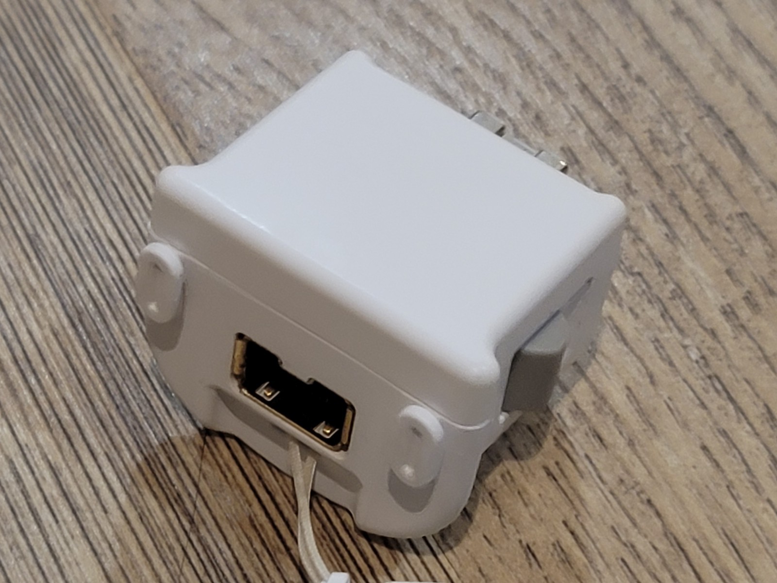 Nintendo Wii Motion Plus Adapter Motion With Sleeve White