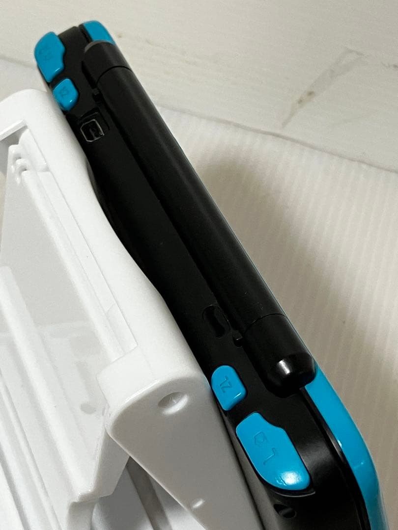 Tested and Factory Reset New 2DS LL Black x Turquoise Console