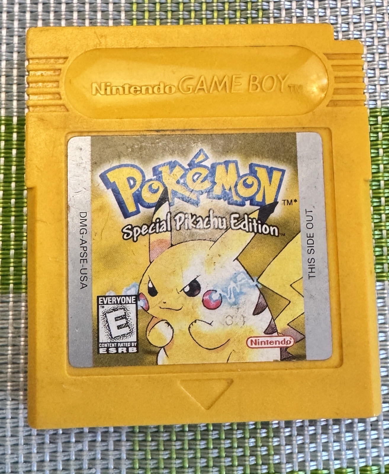 Pokémon Yellow Version Special Pikachu Edition (Nintendo Game Boy, 1999)
