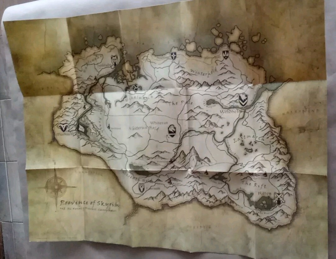 PS3: The Elder Scrolls V: Skyrim With Manual And Map