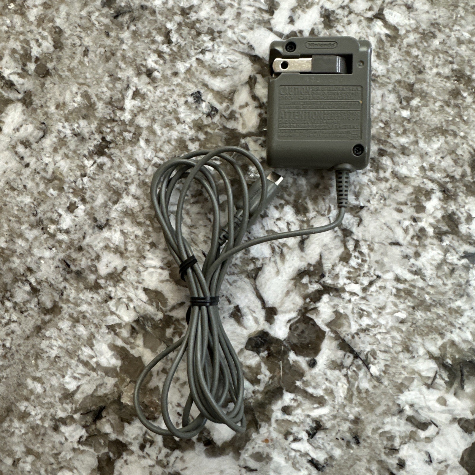 Official Nintendo DS Lite OEM Charger AC Adapter Power Supply Cord USG-002 NDSL