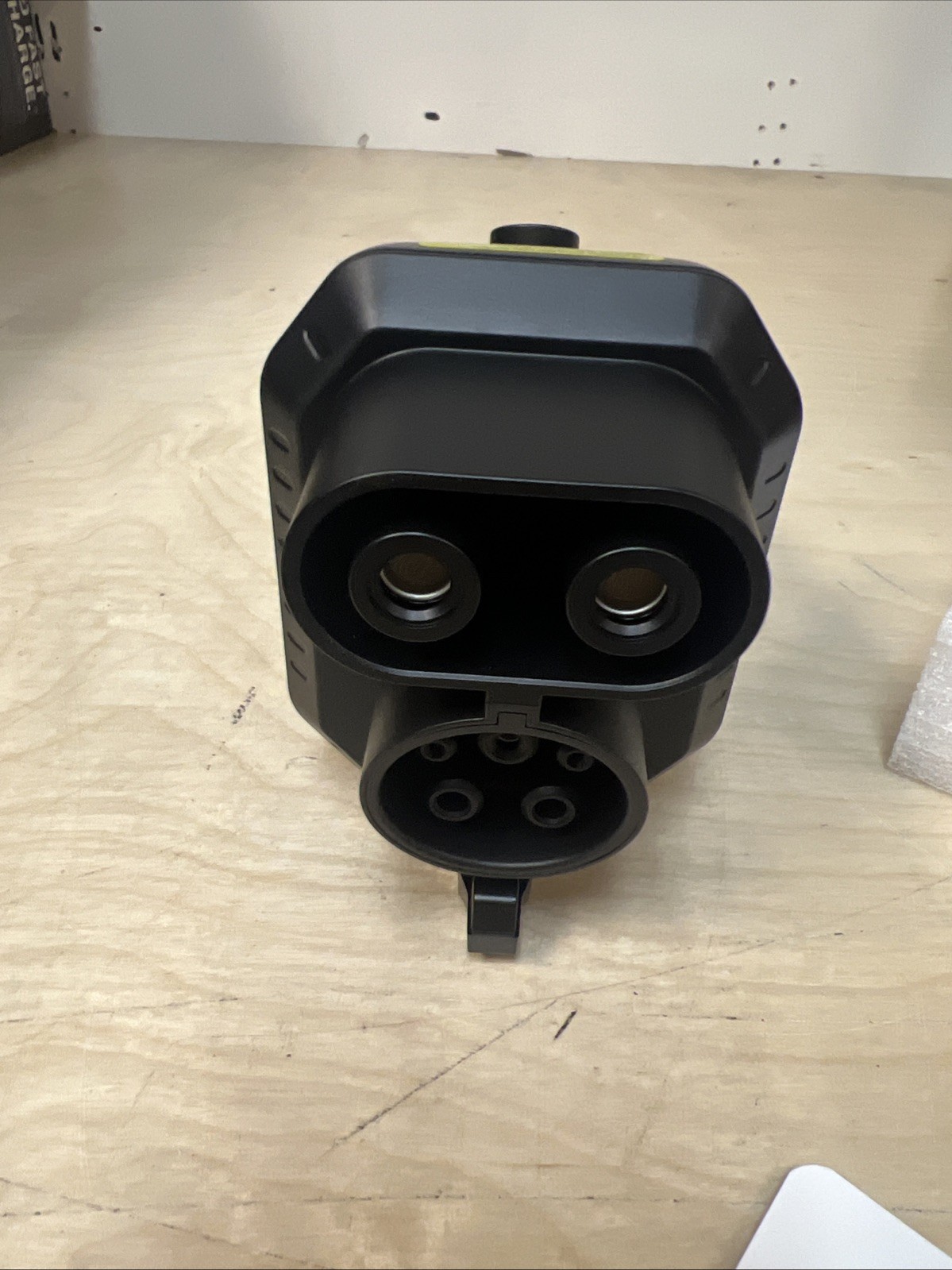 Wigoo 2025 Upgrade NACS to CCS1 Tesla Supercharger Adapter
