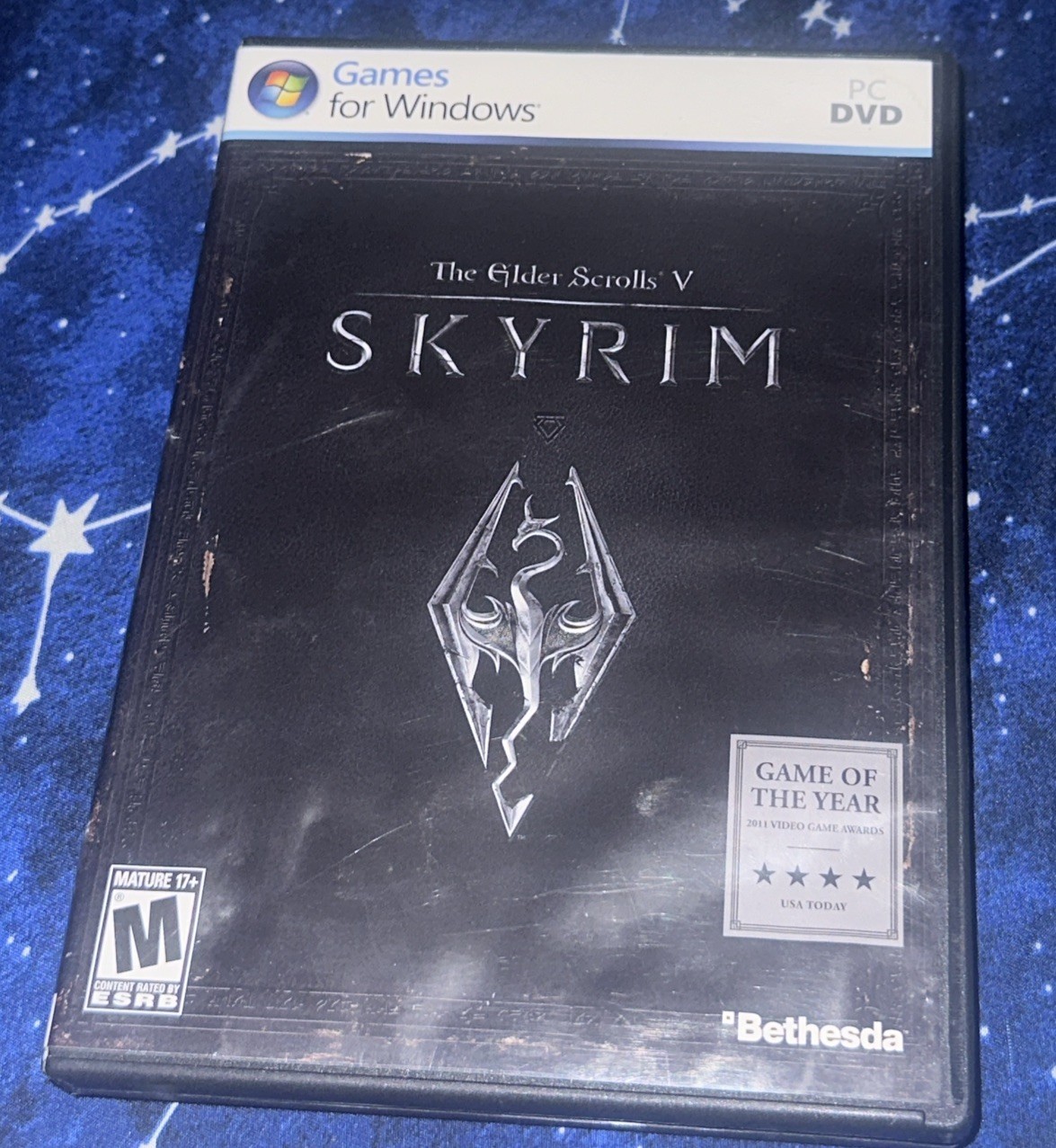 Elder Scrolls V: Skyrim W/ Manual & Map plays NOT SURE IF CODE WORKS FOR DISPLAY