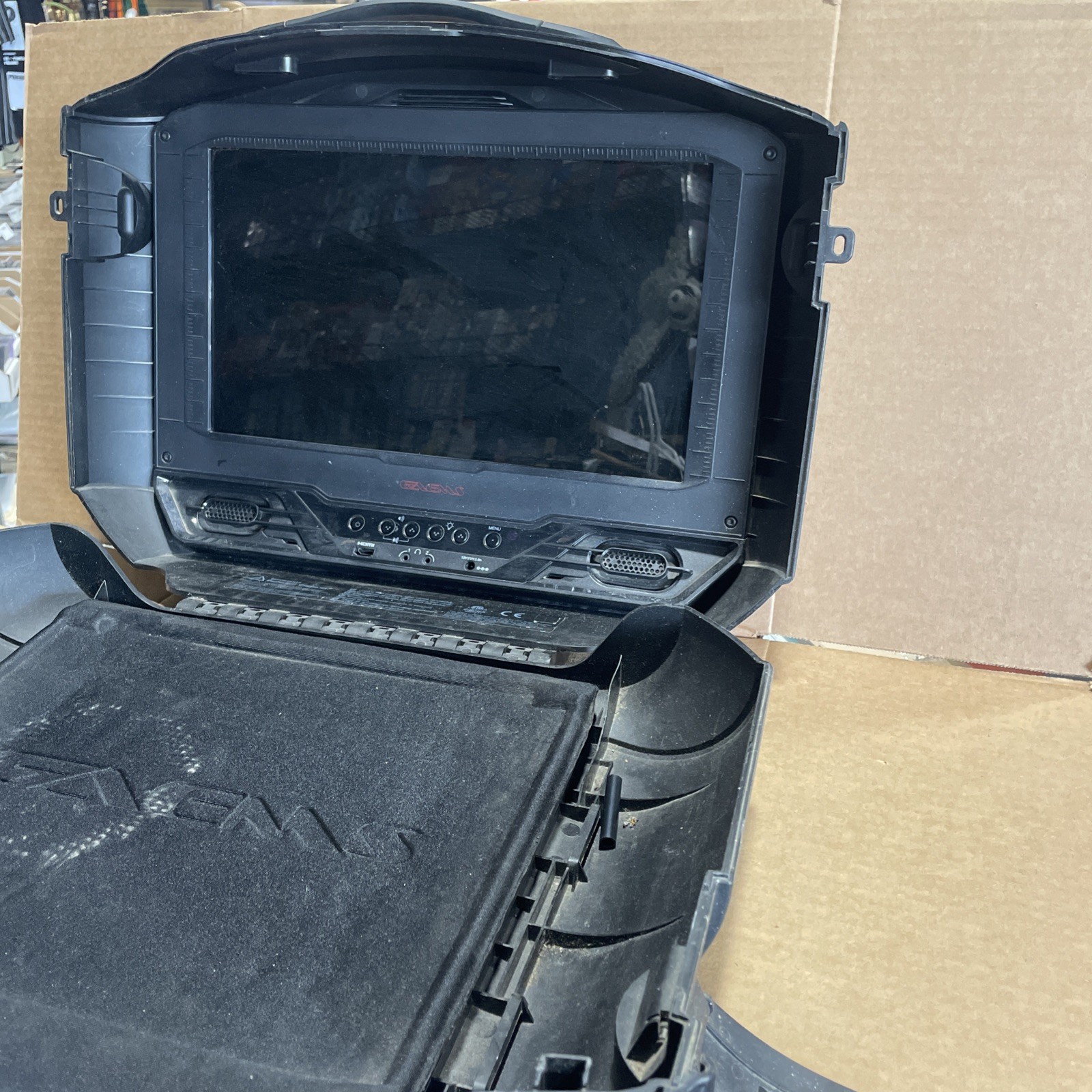 Gaems G155 15.5” Portable Personal Gaming Environment Monitor Parts Or Repair