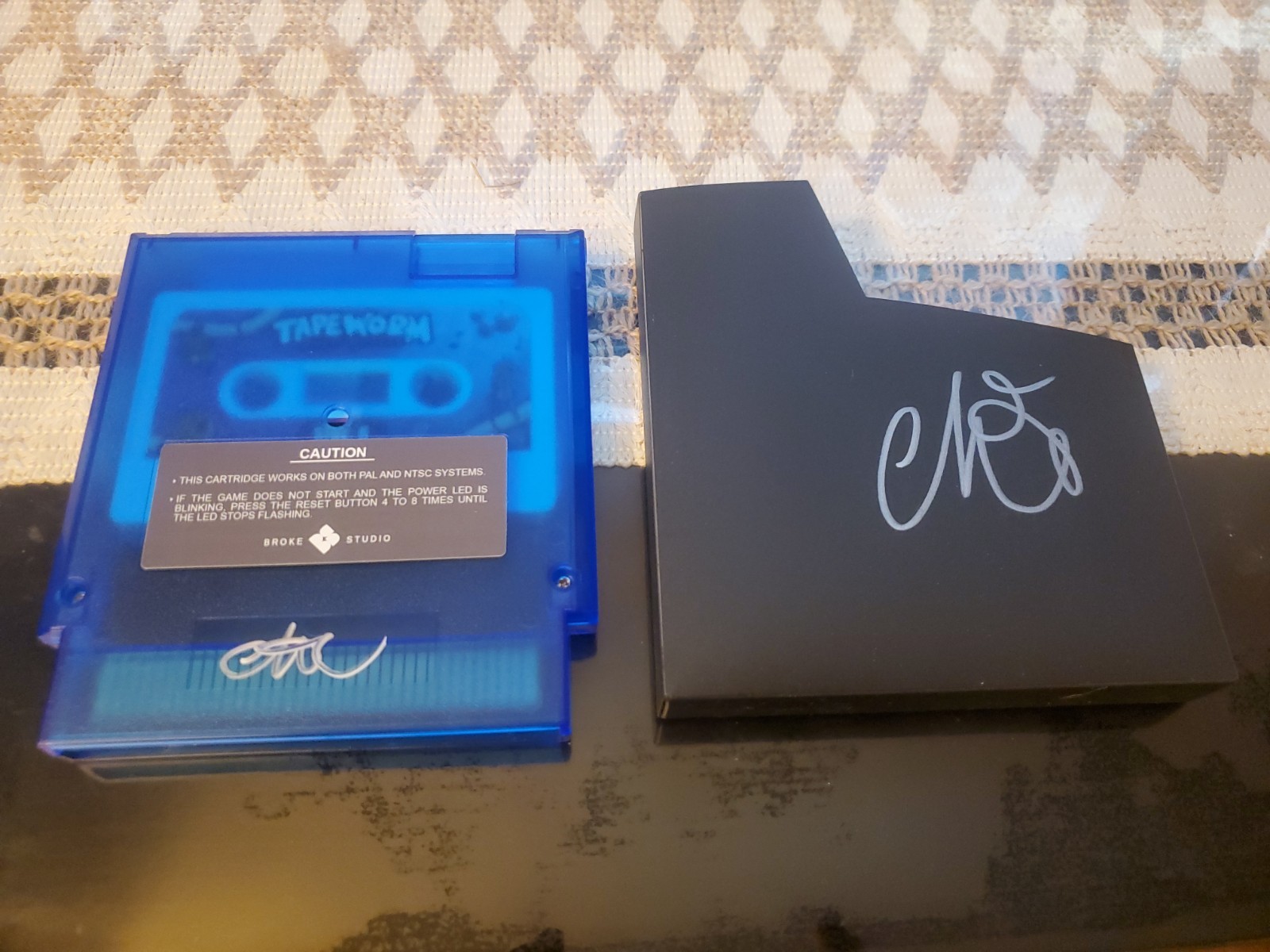 Tapeworm Disco Puzzle Special Edition for NES w Cassette Soundtrack USED 2 of 35