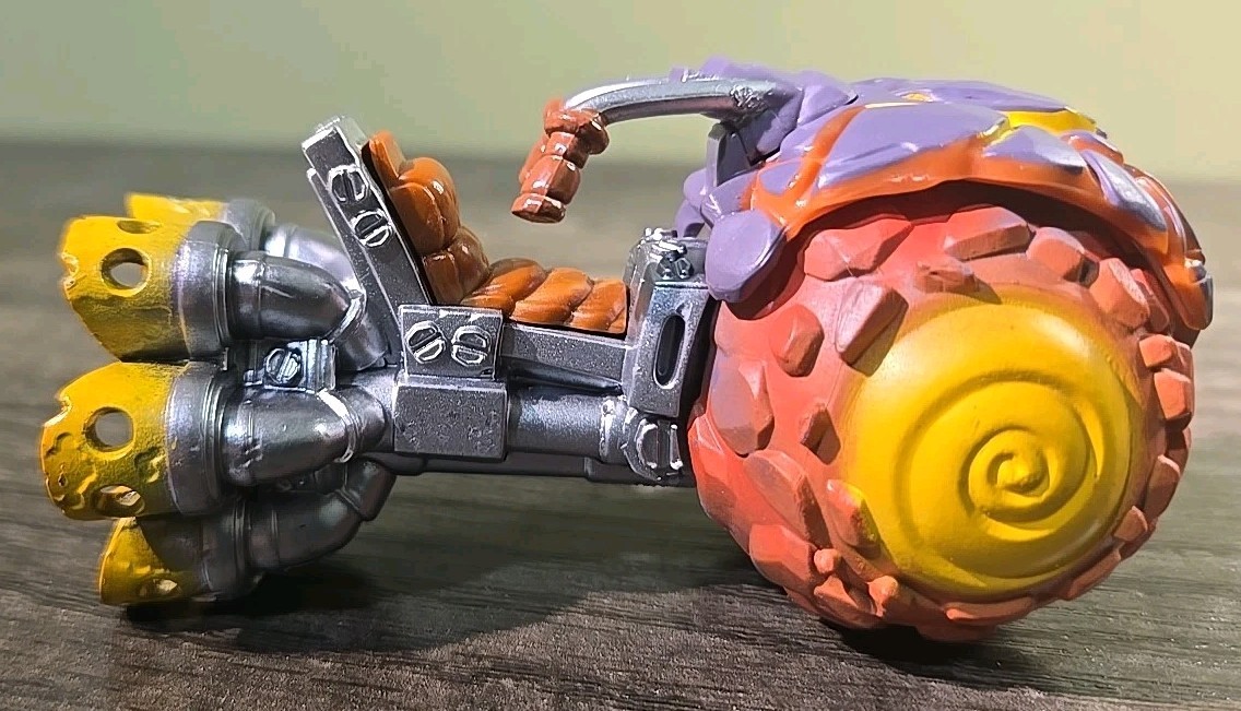 BURN CYCLE FIRE ELEMENT VEHICLE SKYLANDERS SUPERCHARGERS. Activision. Chopper