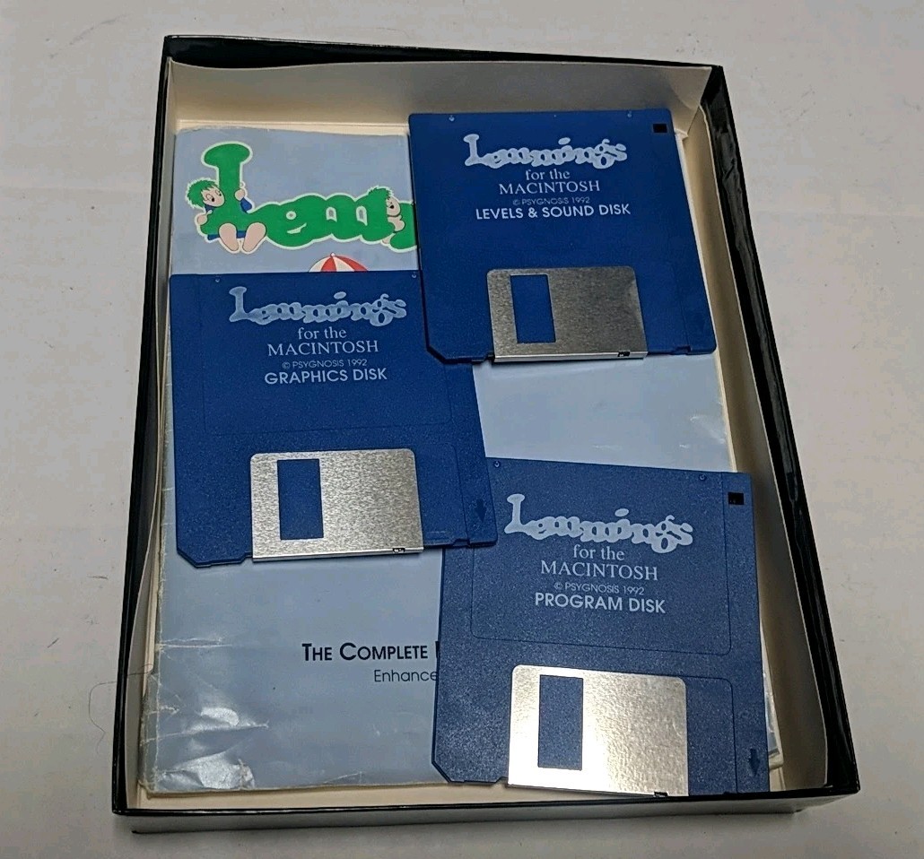 Vintage Marios Game Gallery / Lemmings Apple Macintosh Mac 3.5″ Floppy Disks