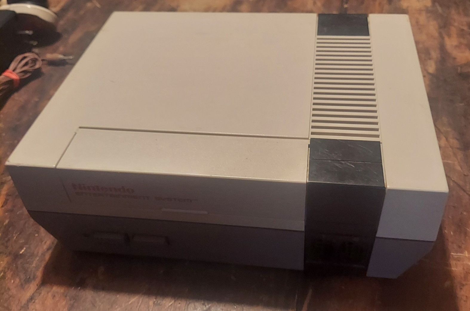 Nintendo NES Console Bundle Cleaned New 72 Pin Mario 3 Duck Hunt Rambo OEM