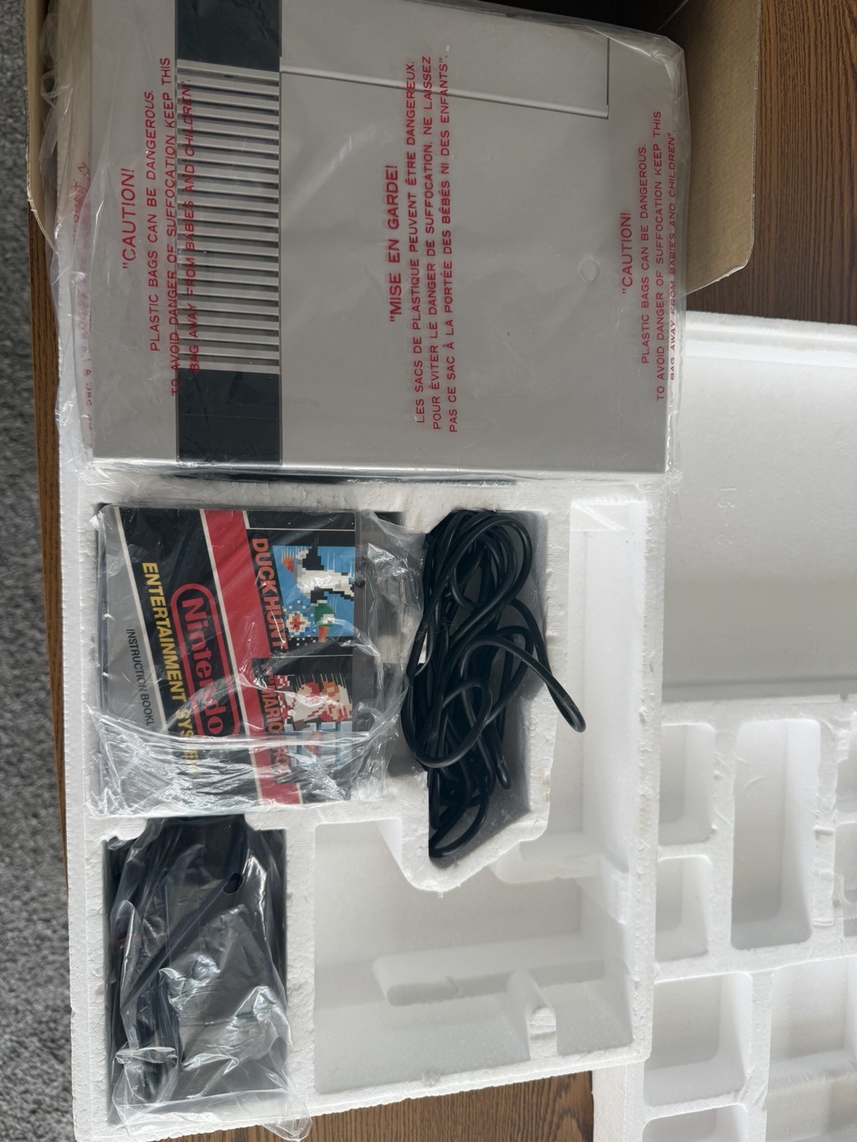 VINTAGE NINTENDO ACTION SET CONSOLE WITH BOX GAME CONTROLLERS INCOMPLETE