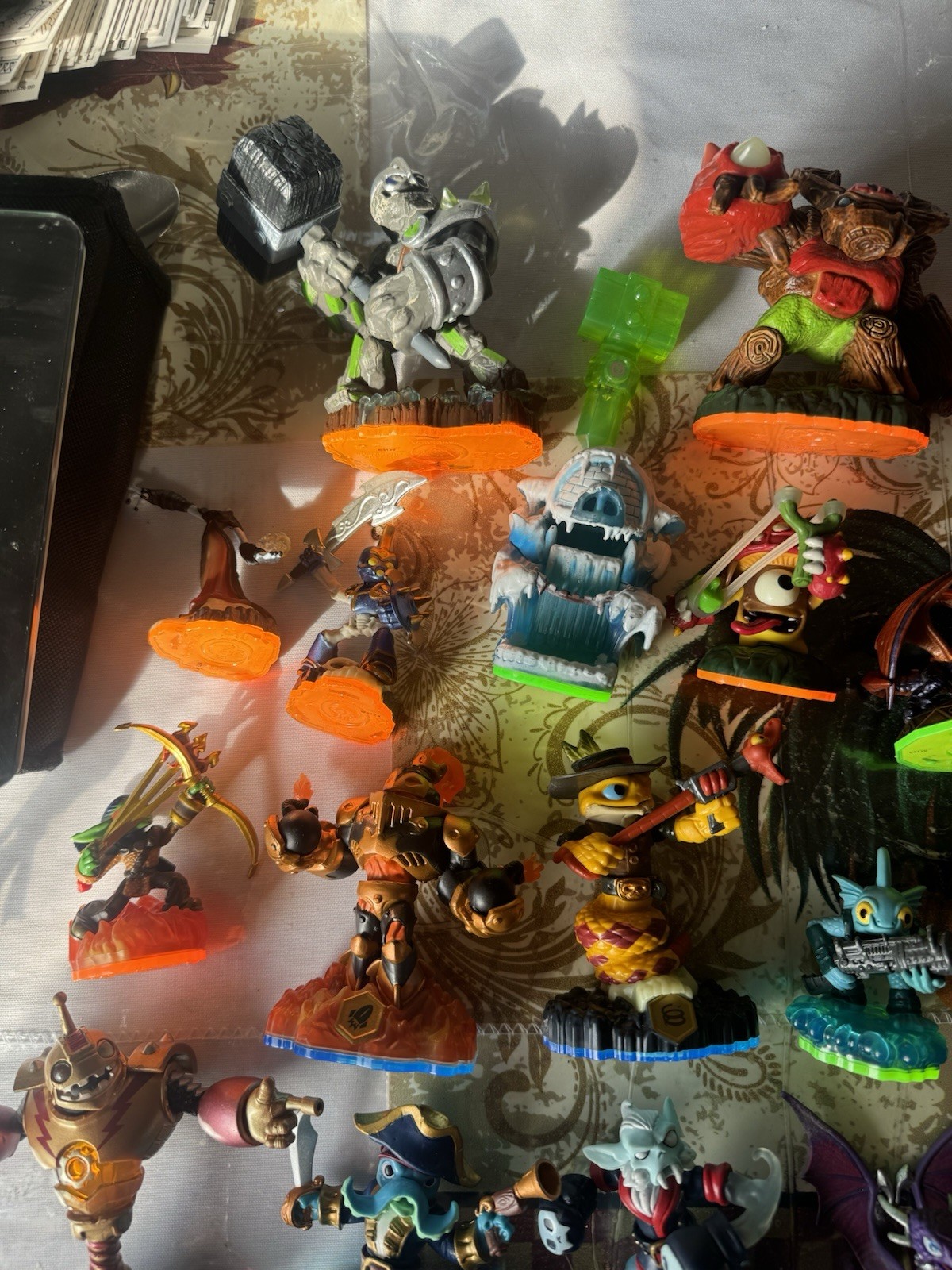 Activision Skylanders Figure Lot w/ Carrying Case