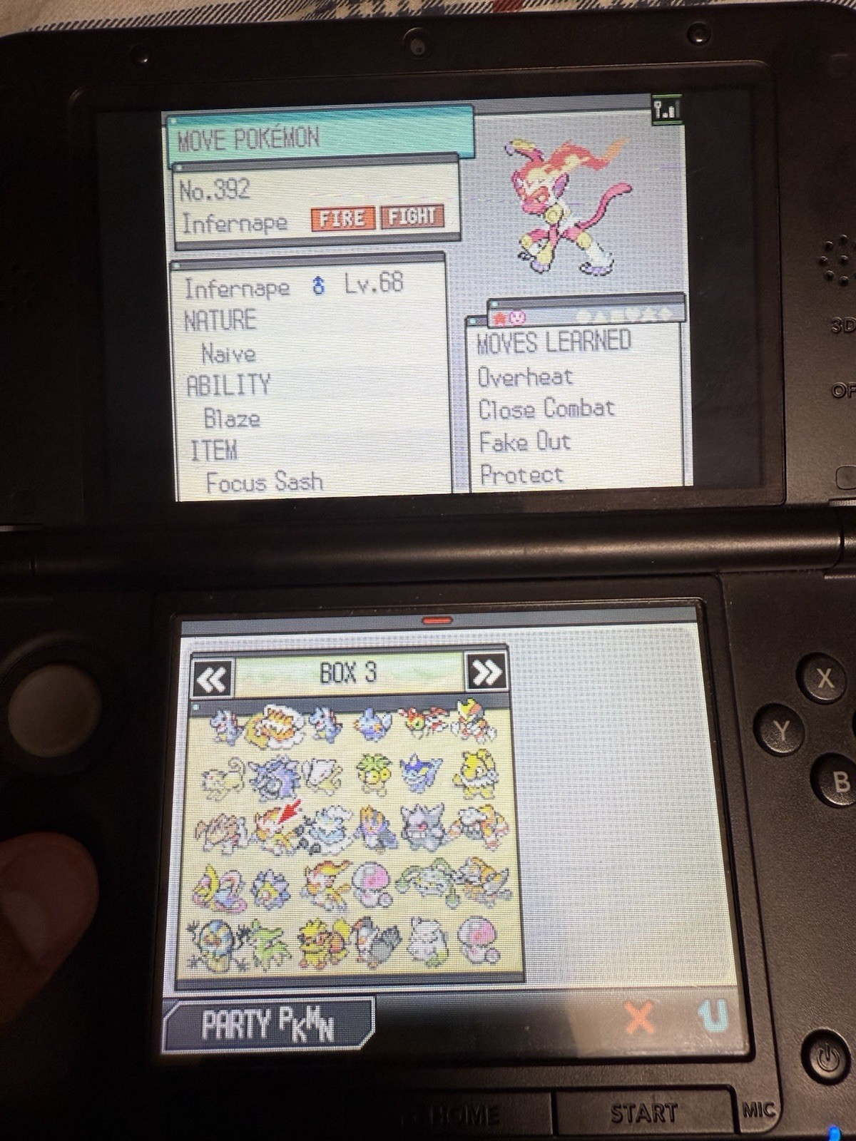 Pokemon Black and White, AUTHENTIC & TESTED. Has Case, Cart & manual, MANY SHINY