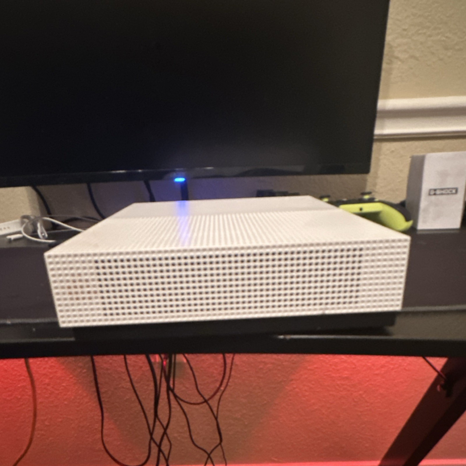 Microsoft Xbox One S White Console Wi-Fi Capability with Controller. cash only
