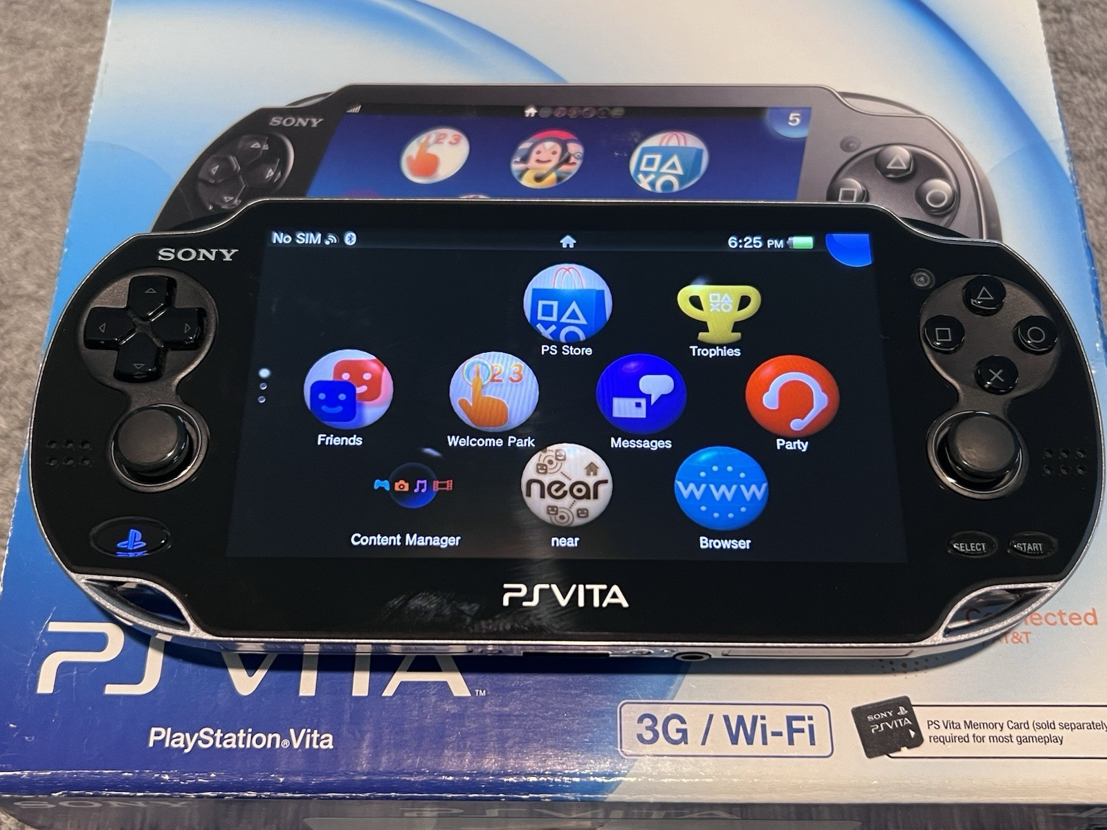 PlayStation Vita PCH-1101 COMPLETE IN BOX Manual Inserts Tested 4GB Memory Card