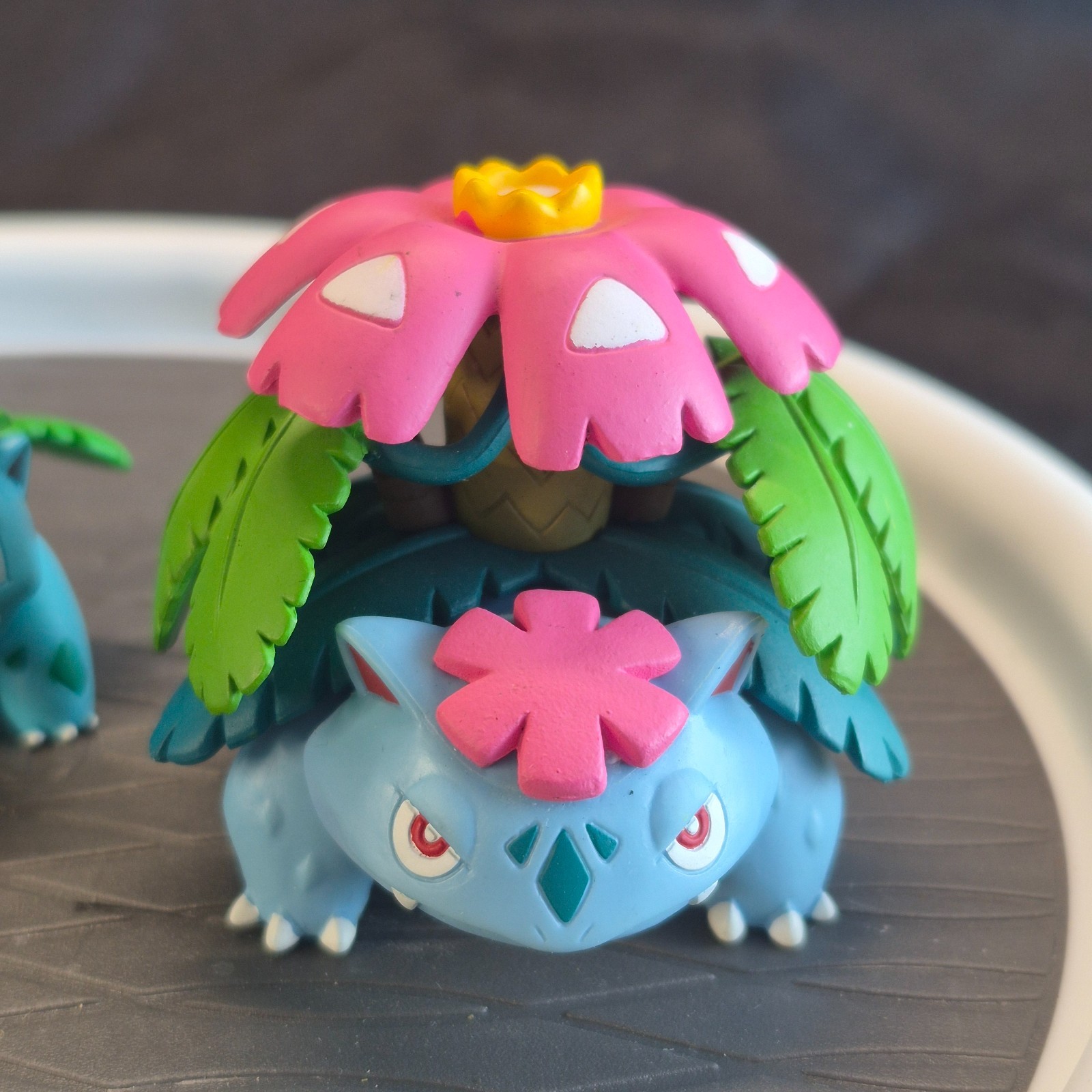Mega Venusaur Ivysaur Bulbasaur Pokemon Figures Takara Tomy & Jazwares Mid 00’s
