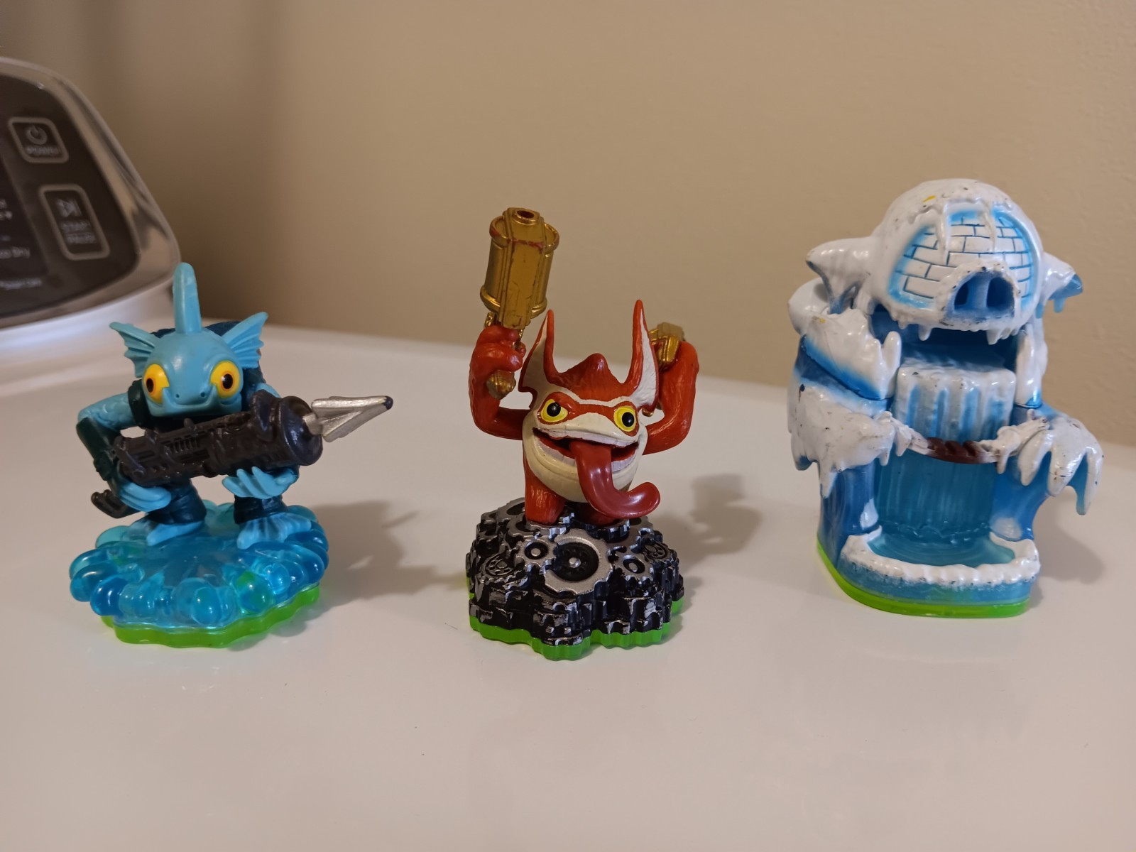 Skylanders mixed lot – 20 figures Spyro’s Adventure, Giants, Swap Force