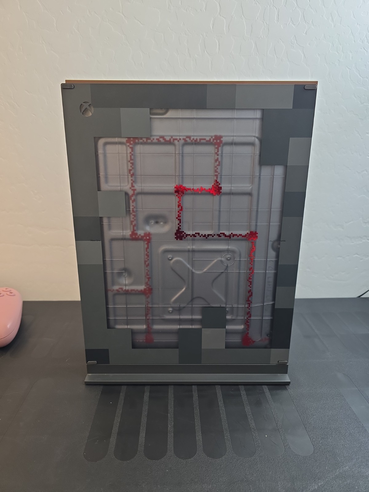Microsoft Xbox One S Minecraft Edition 1TB + Creeper & Pig Controller – Tested